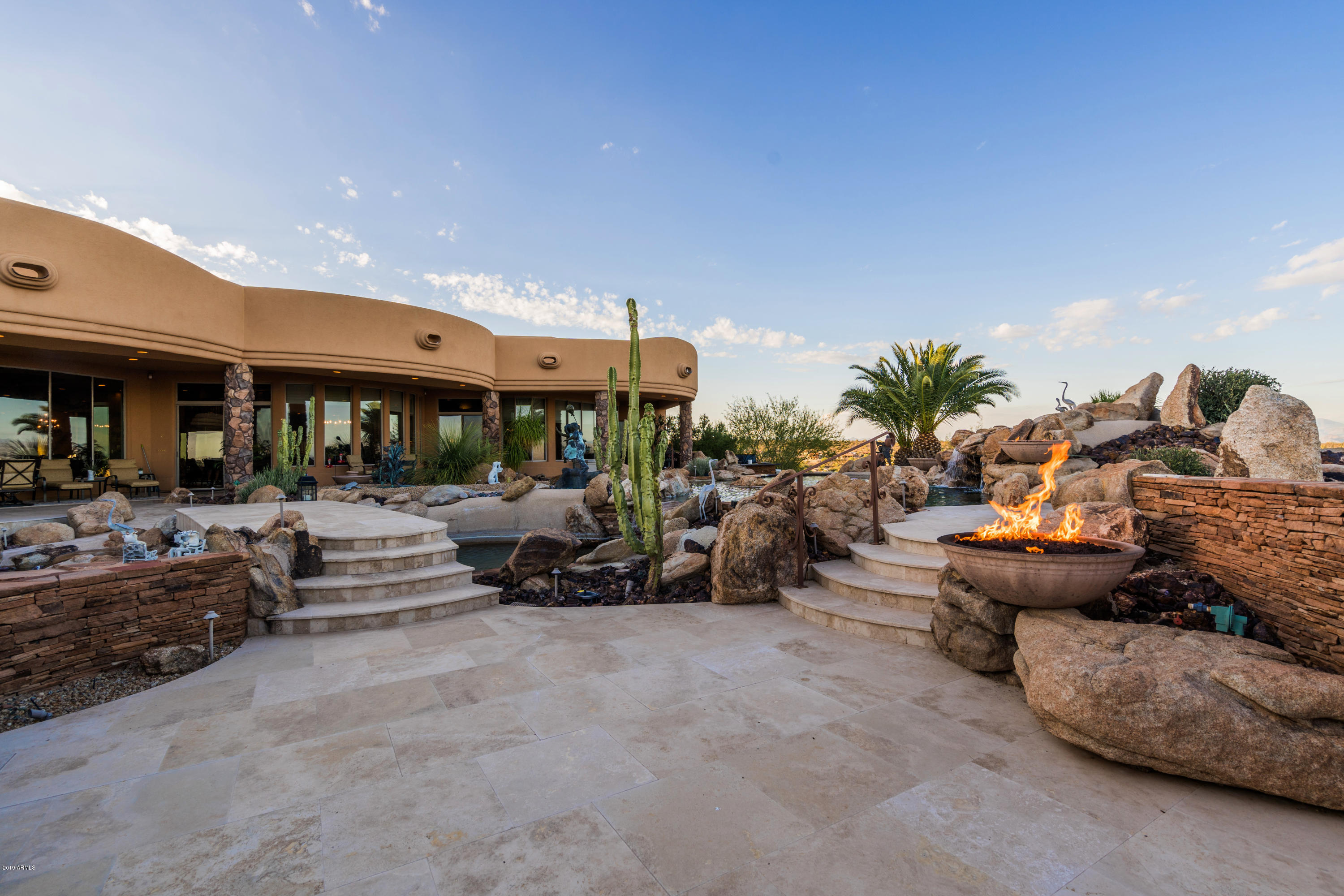 FOUNTAIN HILLS Hill Top - Residential