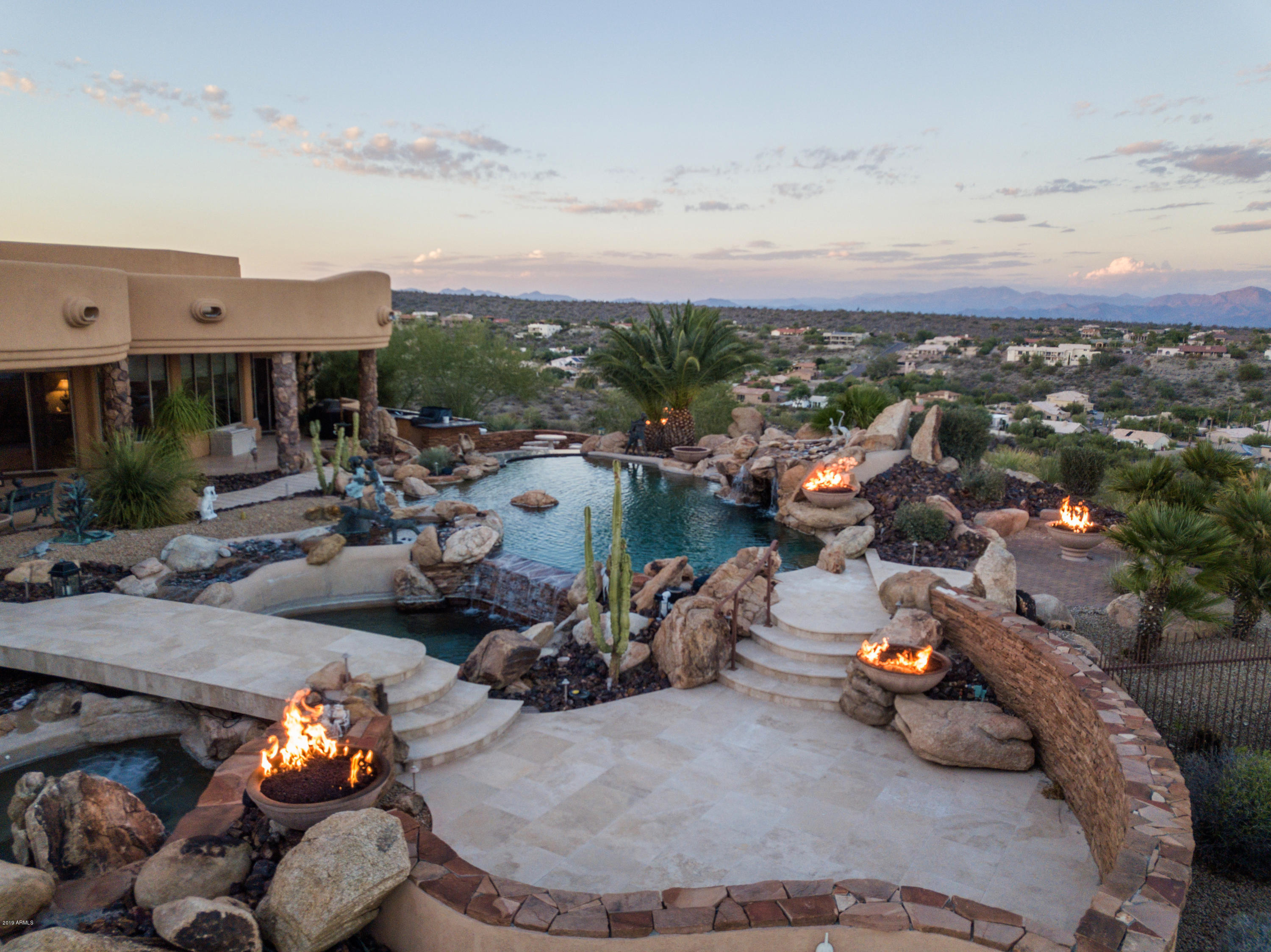 FOUNTAIN HILLS Hill Top - Residential