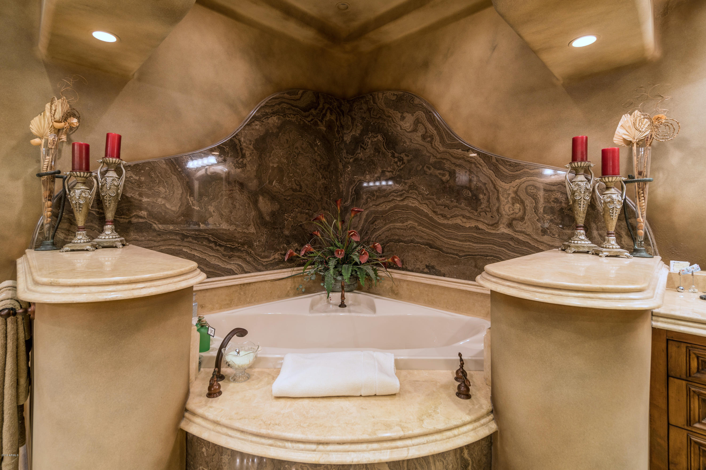 FOUNTAIN HILLS Hill Top - Residential