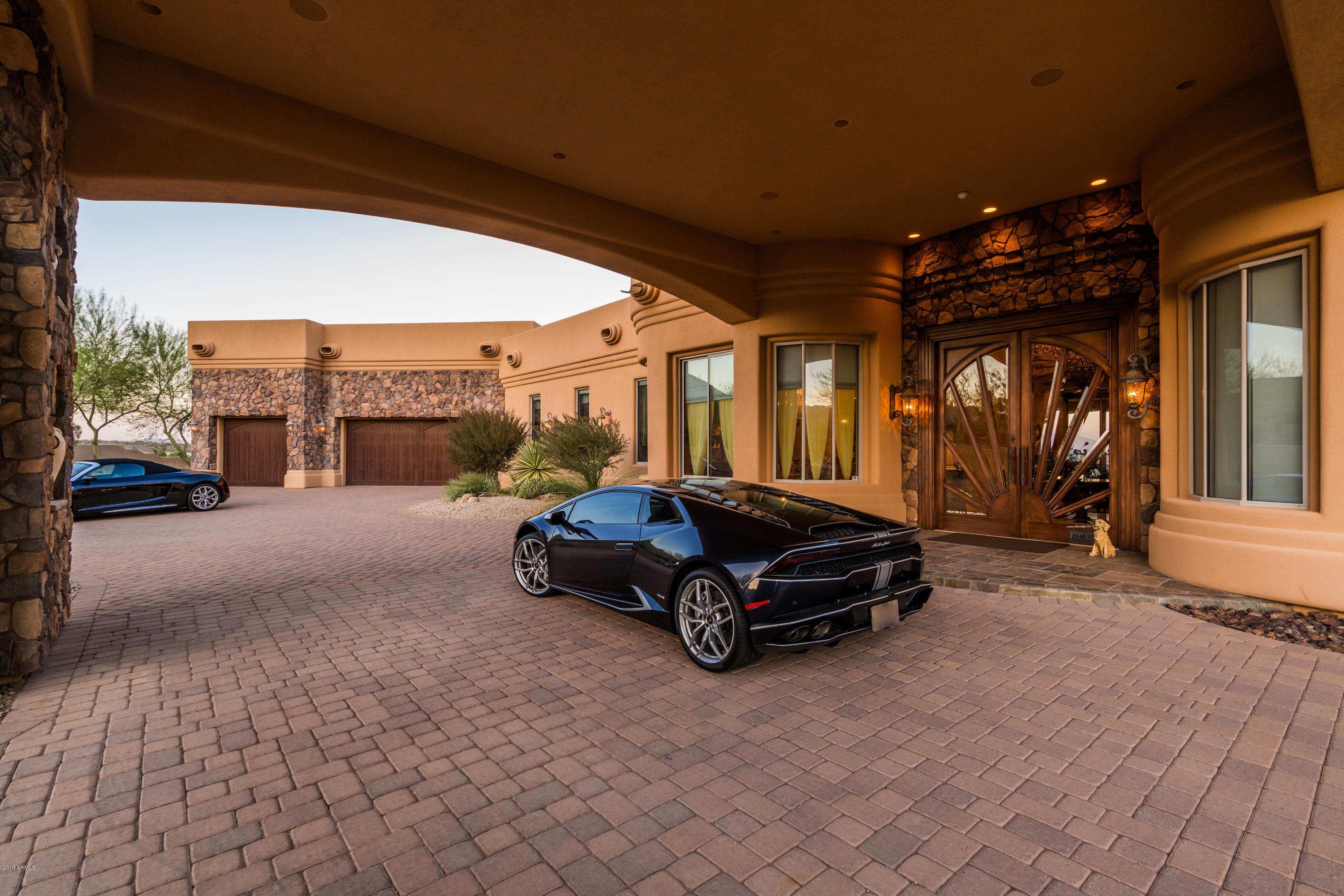 FOUNTAIN HILLS Hill Top - Residential