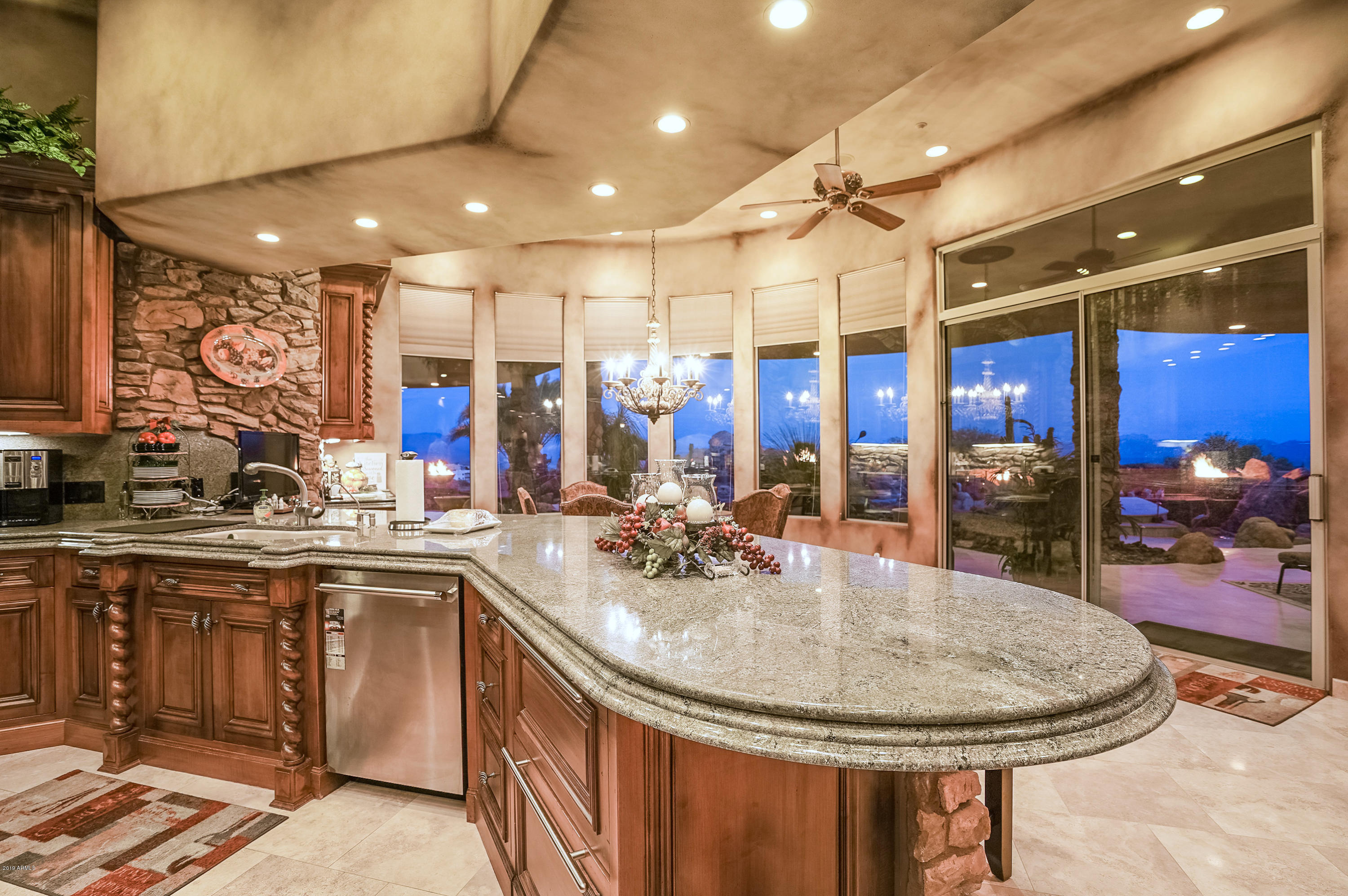 FOUNTAIN HILLS Hill Top - Residential