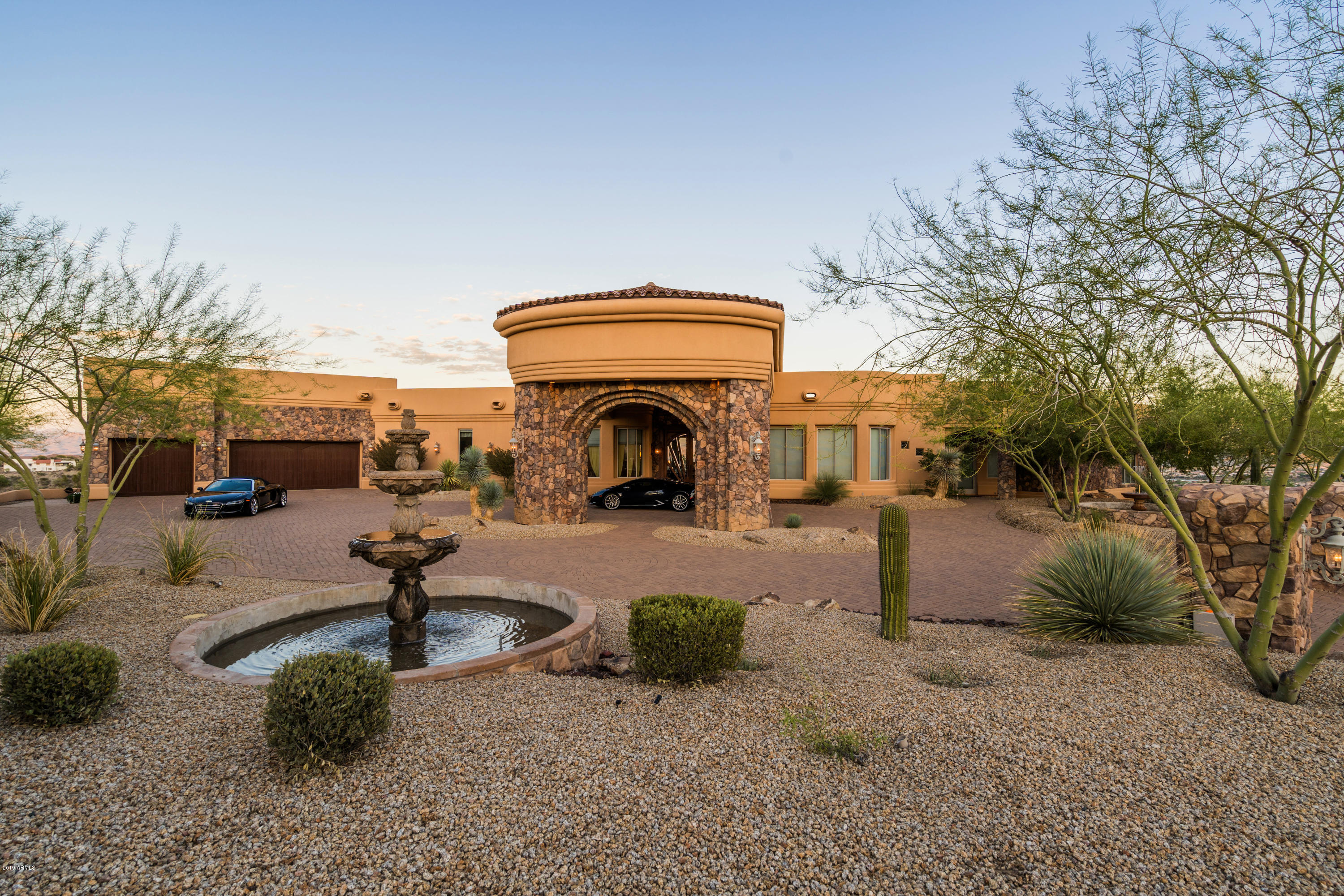 FOUNTAIN HILLS Hill Top - Residential