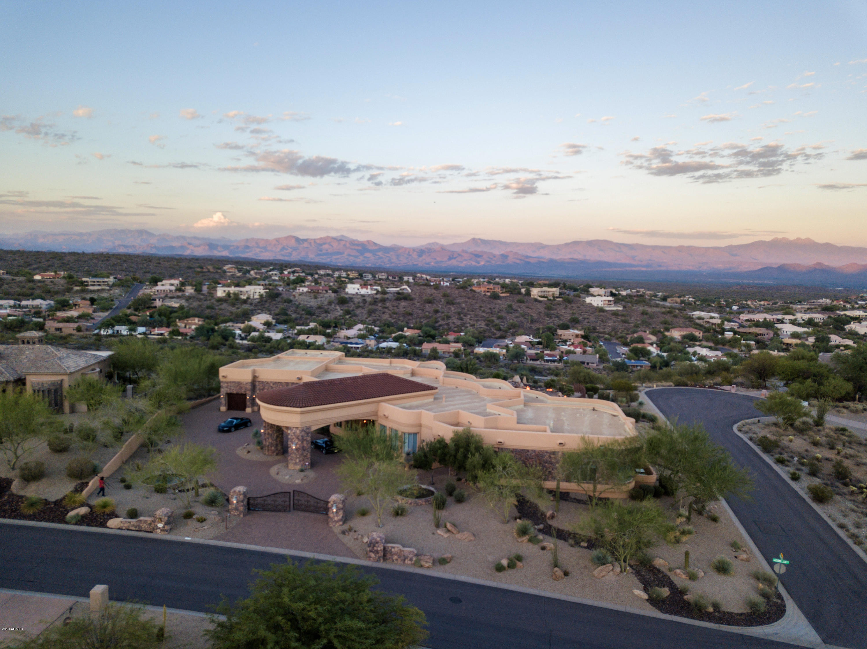 FOUNTAIN HILLS Hill Top - Residential