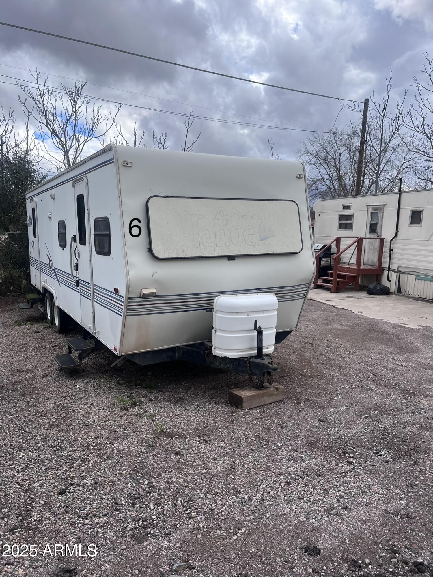 631 W HILL Street LOT