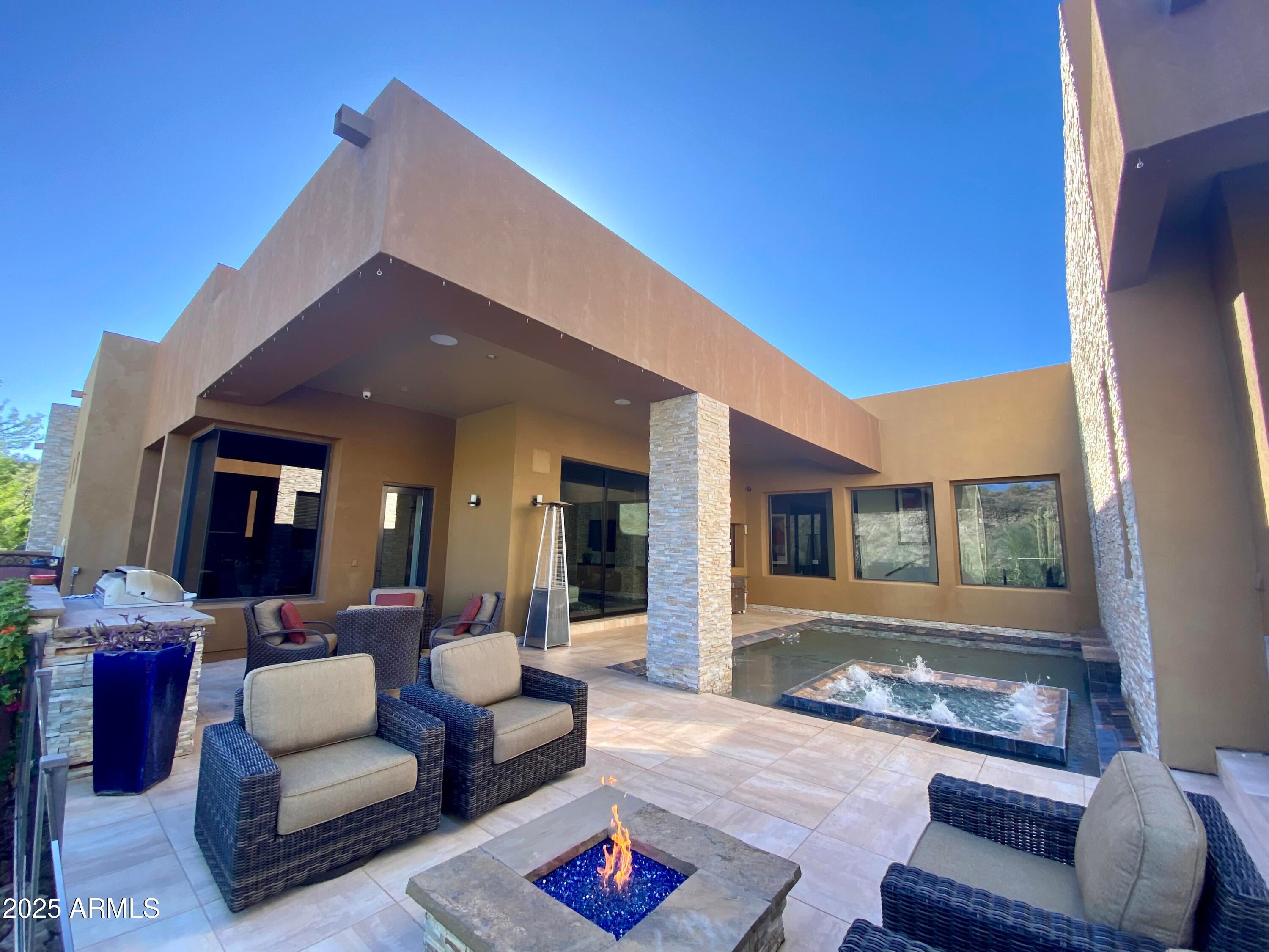 13435 N ROCKVIEW Court