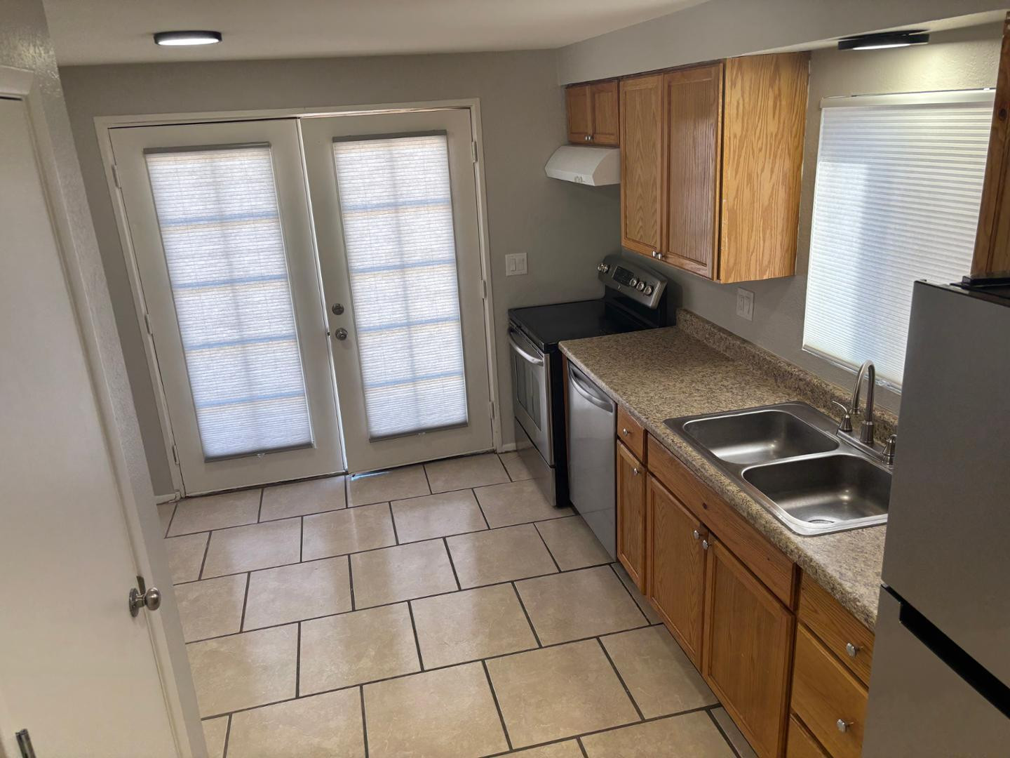 168 S 54th Street Apt B