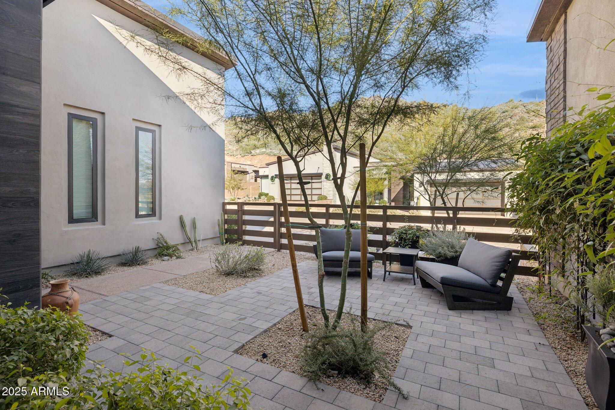 ADERO CANYON PARCEL 6 REPLAT - Residential