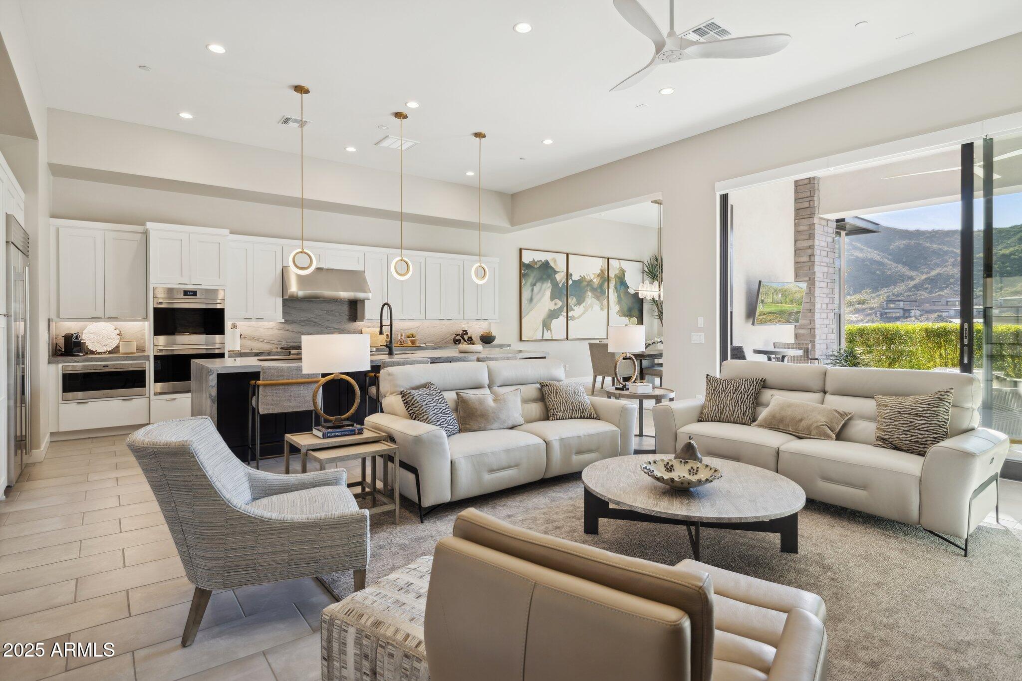 ADERO CANYON PARCEL 6 REPLAT - Residential