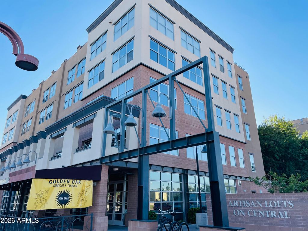 Photo of 1326 N Central Avenue #303, Phoenix, AZ 85004 (MLS # 6924451)