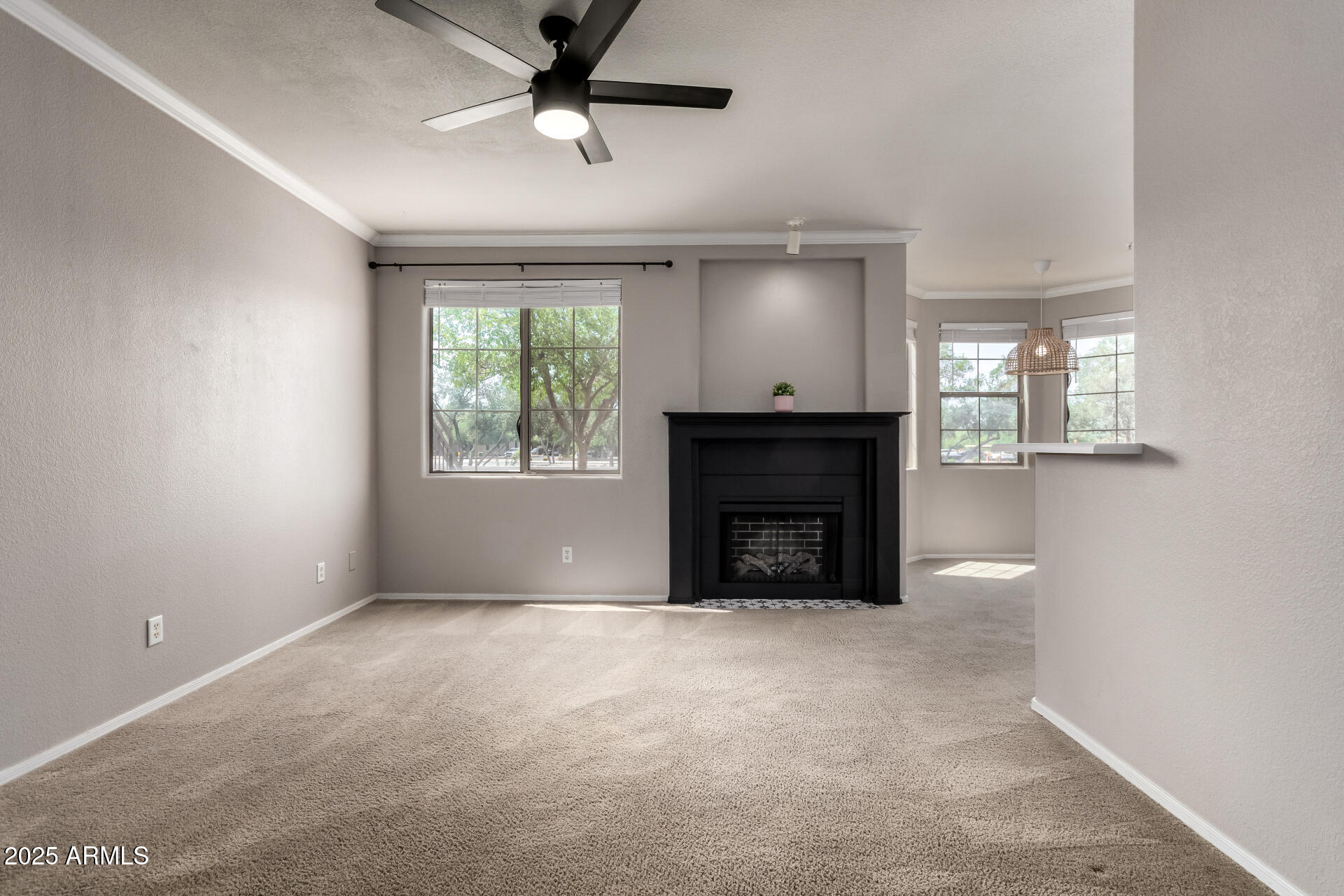 1941 S PIERPONT Drive 1140