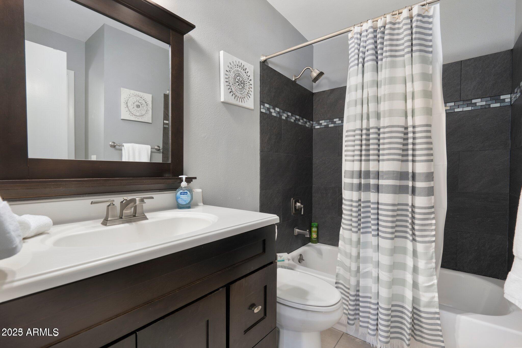 6921 E OSBORN Road D