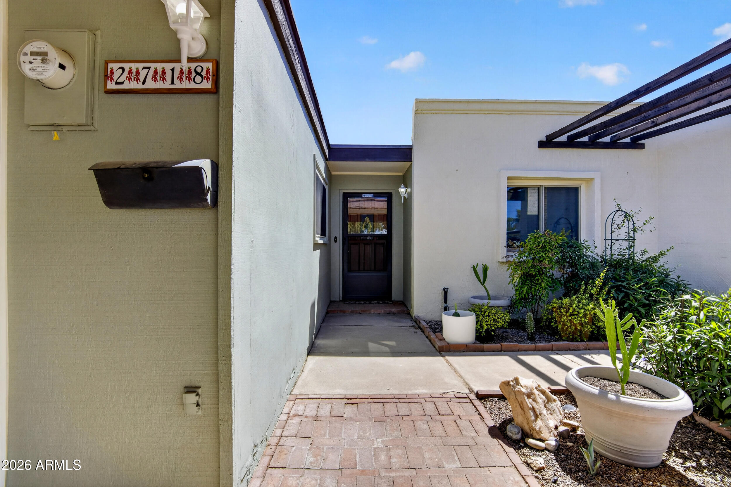 2718 S AZALEA Drive