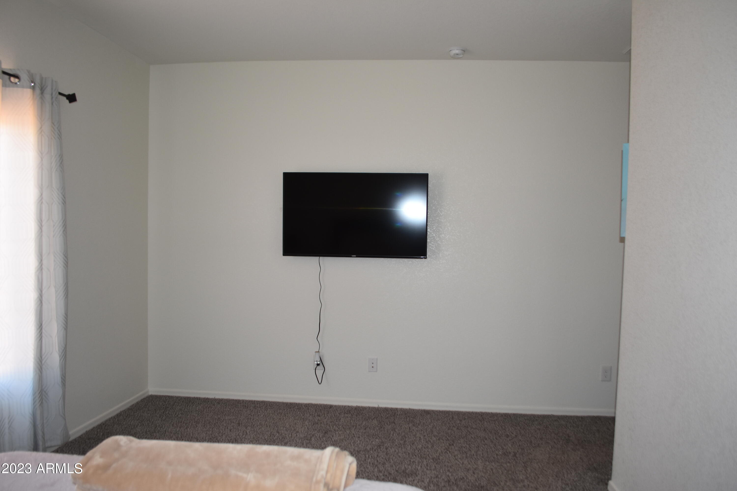 Holiday - Residential Lease