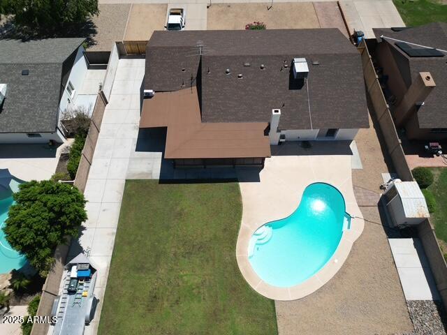4432 E VOLTAIRE Avenue