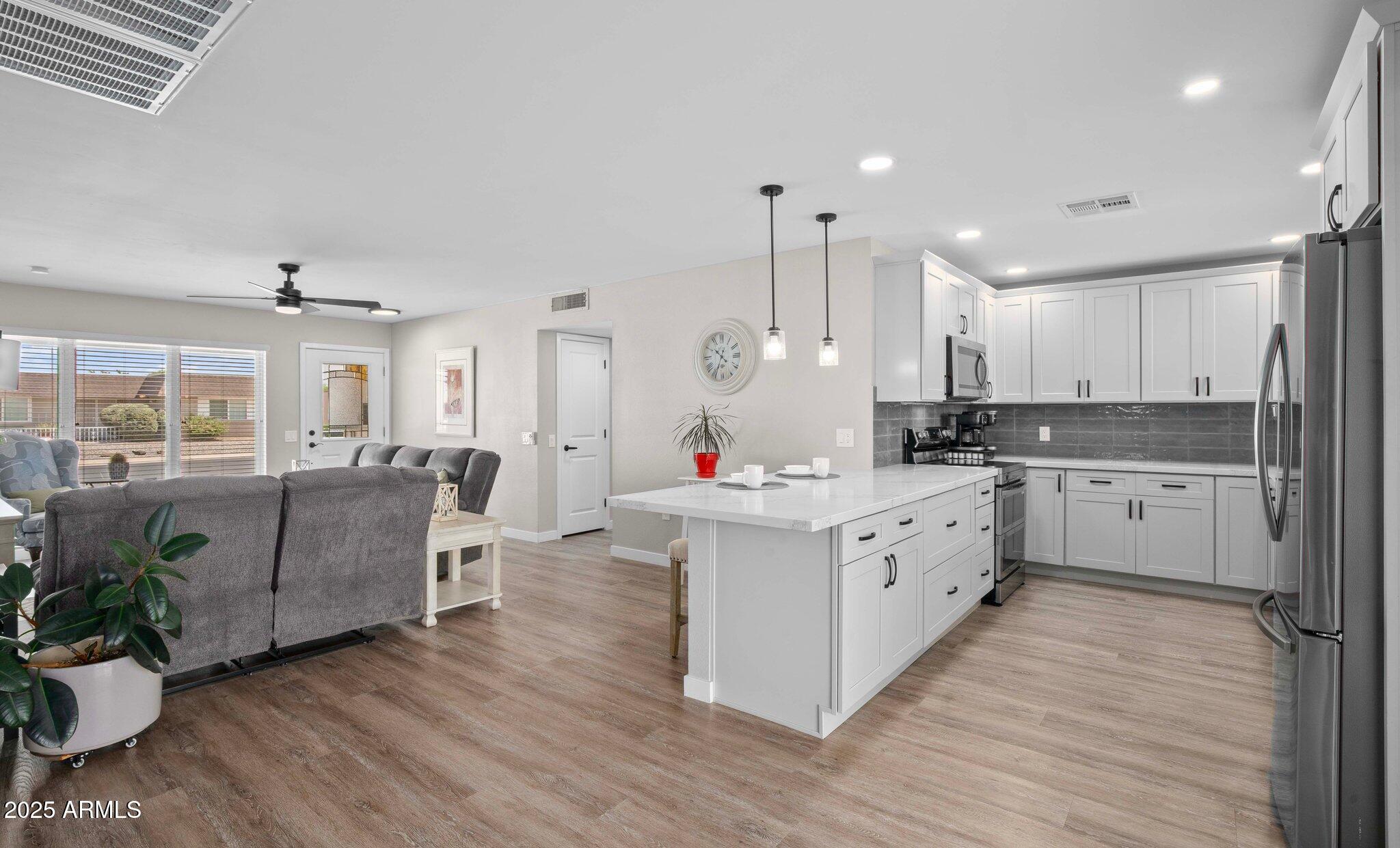 13815 N CAMEO Drive