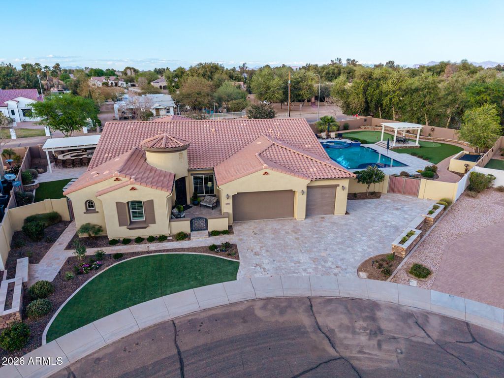 Photo of 1566 E Aquarius Place, Chandler, AZ 85249 (MLS # 6995195)