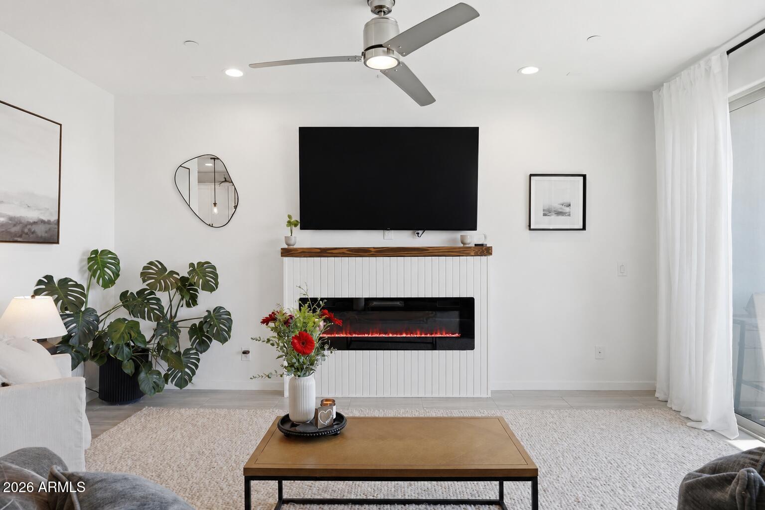 9923 E WAVELENGTH Avenue
