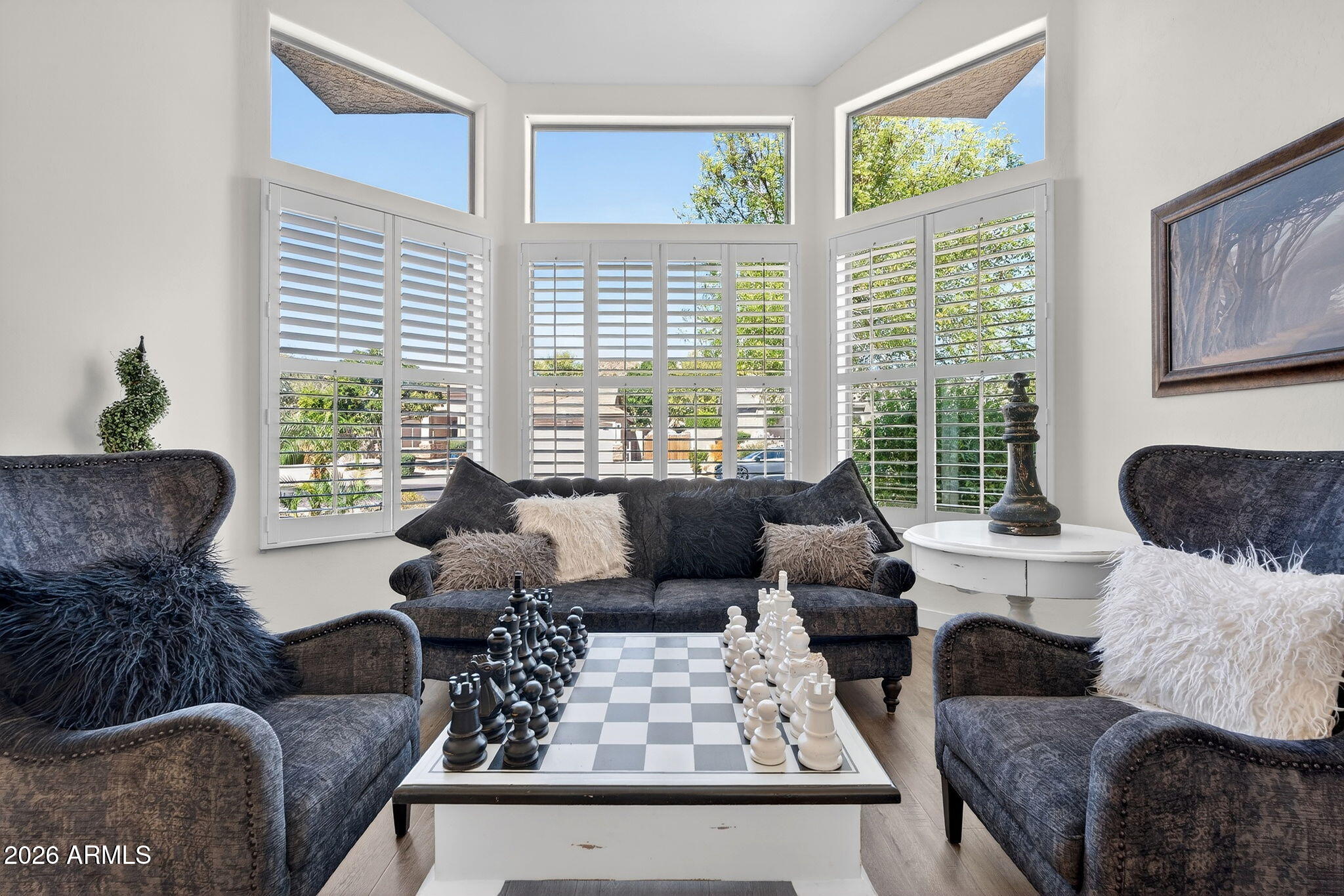 9661 E Greenway Street