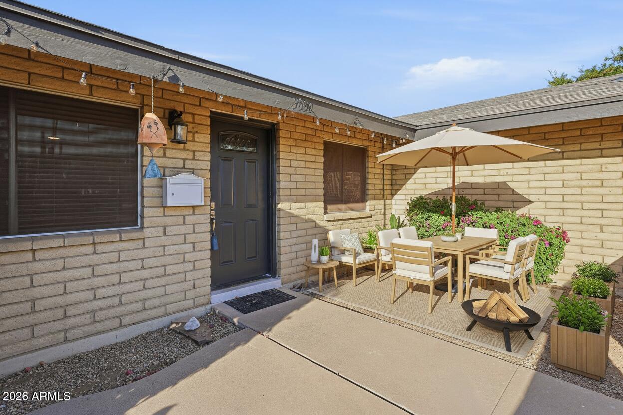 3830 E Shangri La Road