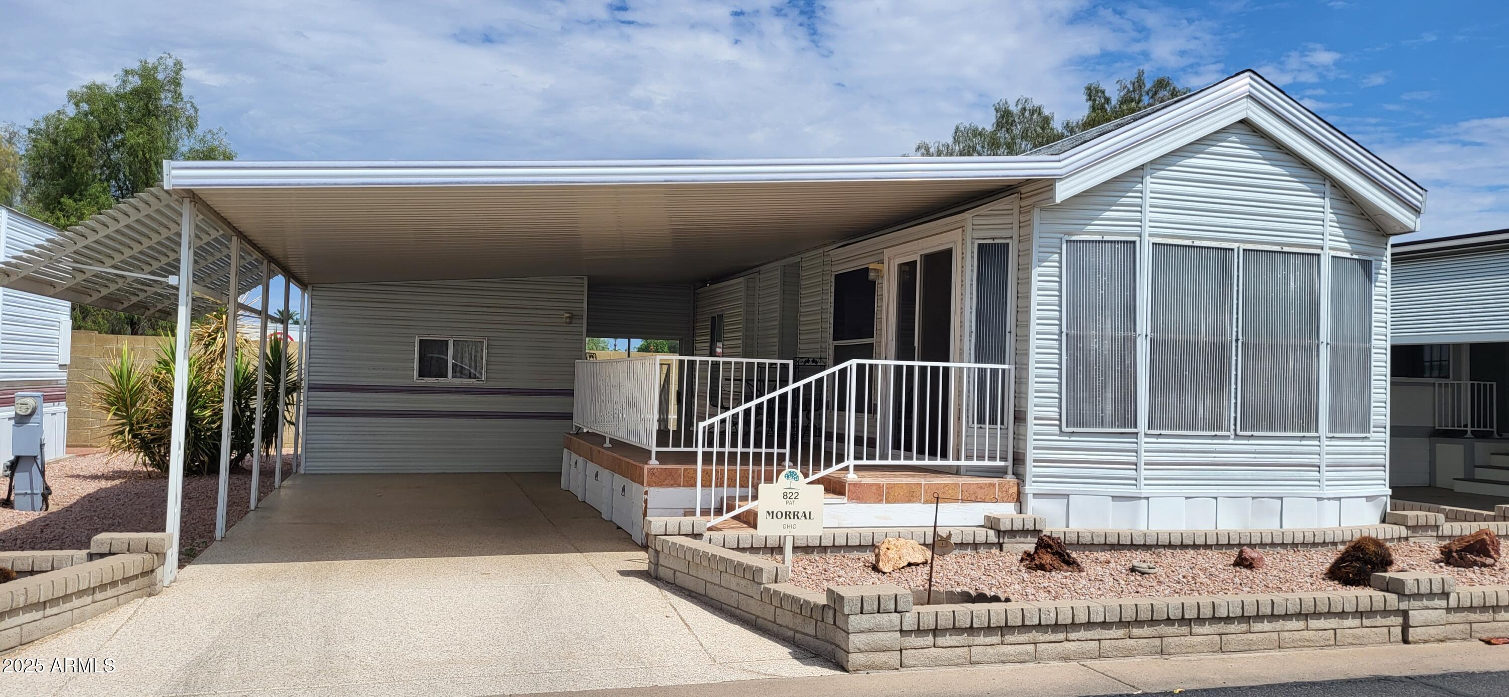 111 S GREENFIELD Road 822