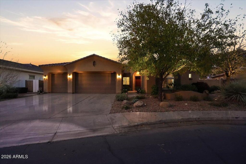 Photo of 3370 E Cherrywood Place, Chandler, AZ 85249 (MLS # 6980332)