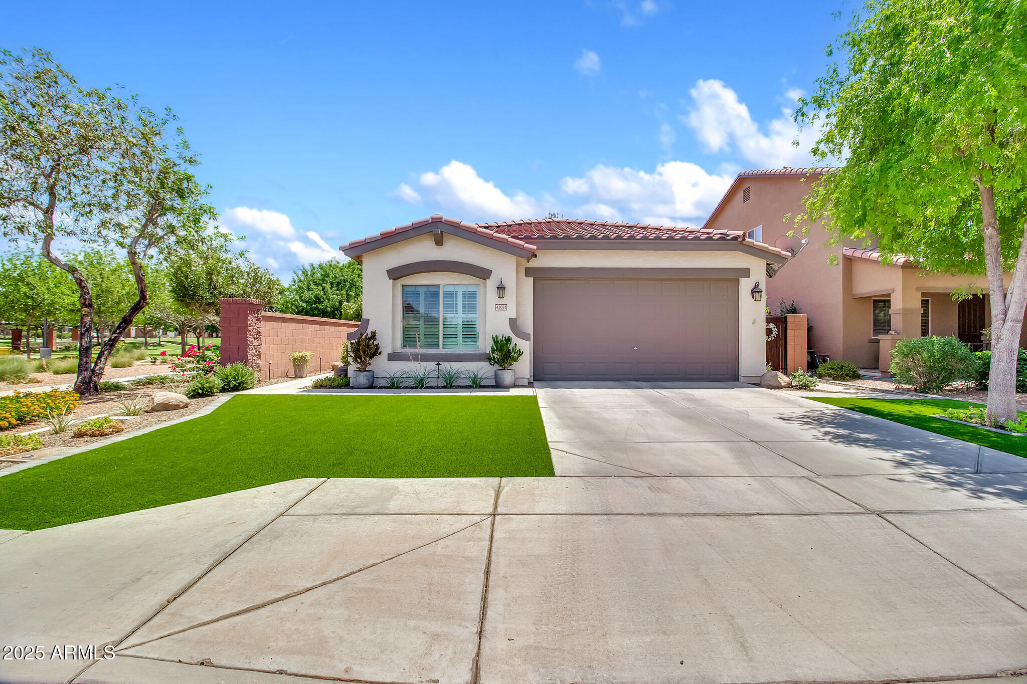 Homes for Sale in Queen Creek Arizona 1 41051 N LINDEN Street