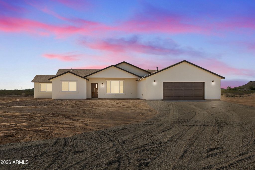 Photo of 1632 N 431st Avenue, Tonopah, AZ 85354 (MLS # 6985891)