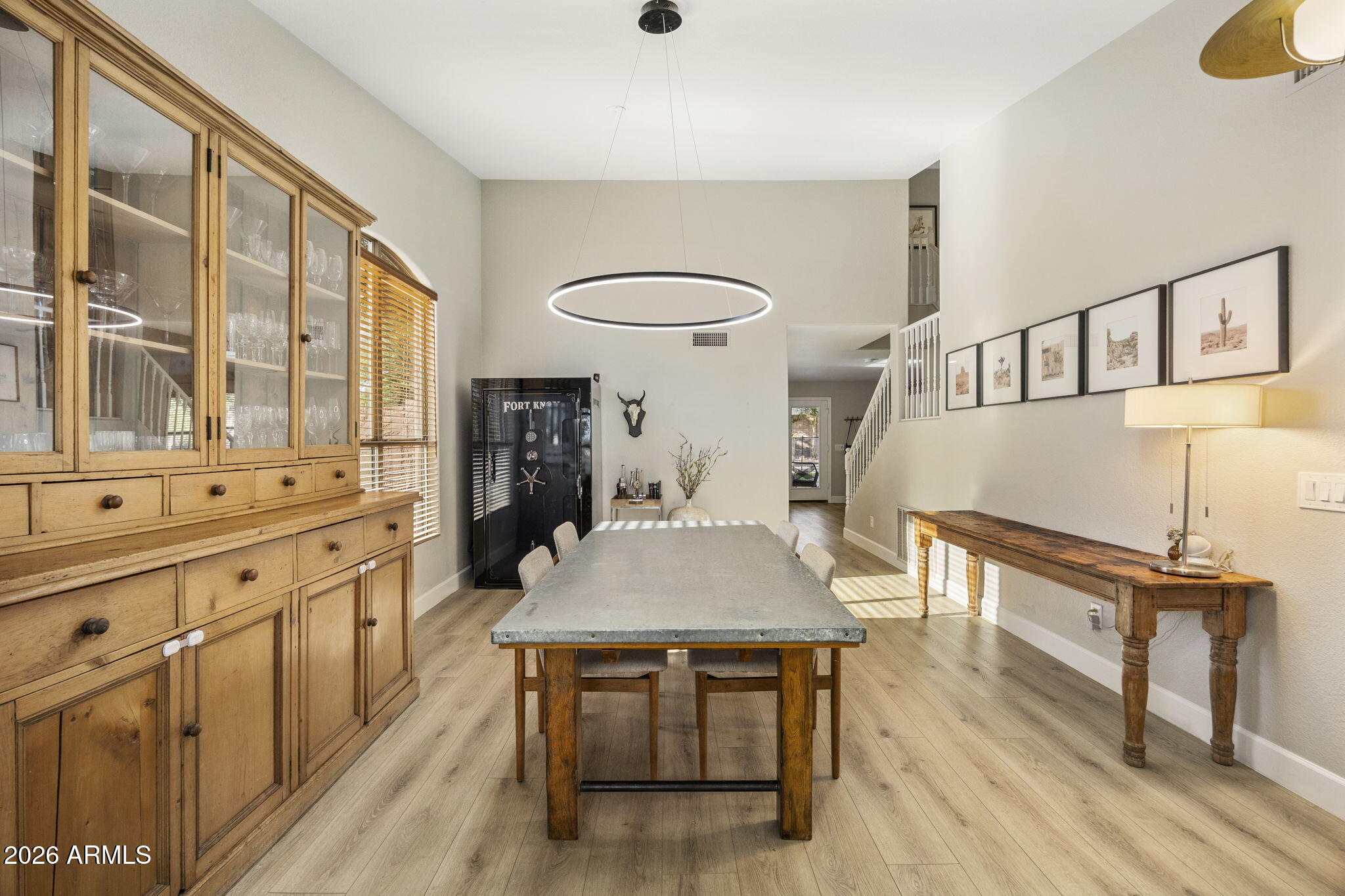 4402 E GATEWOOD Road