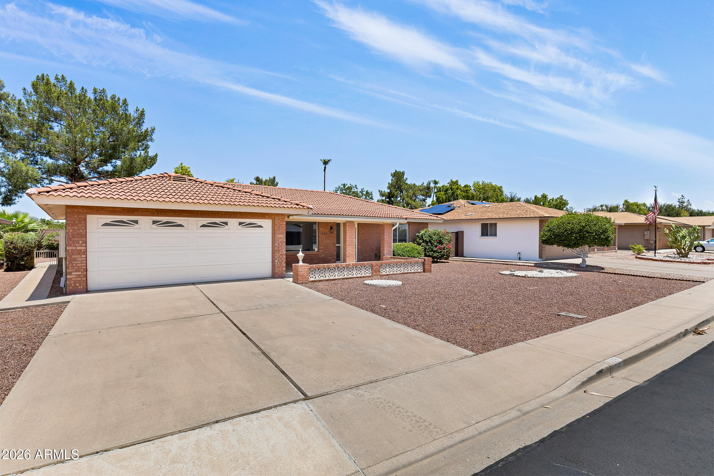 7822 E LINDNER Avenue