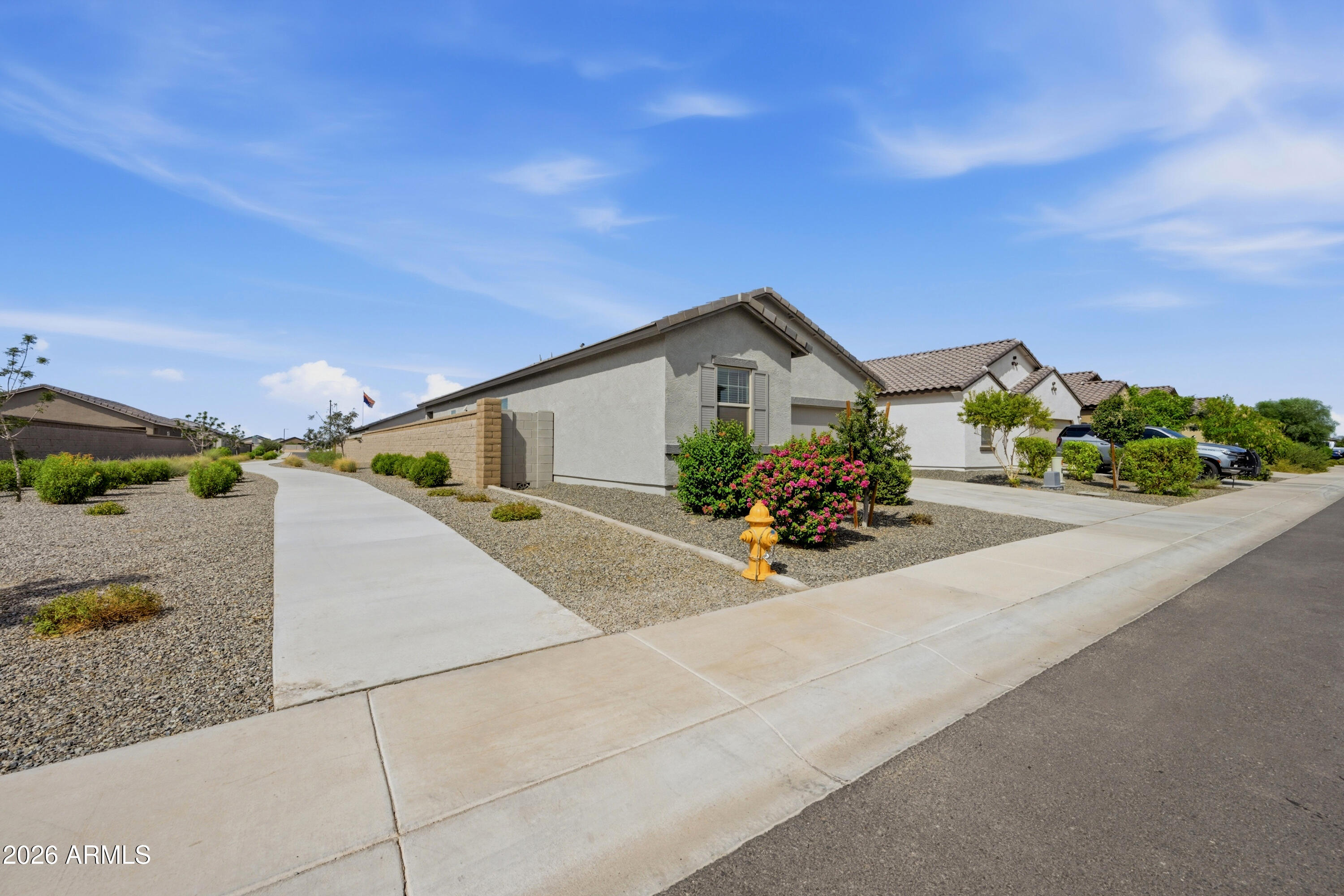 2022 E NEW BONNET Lane
