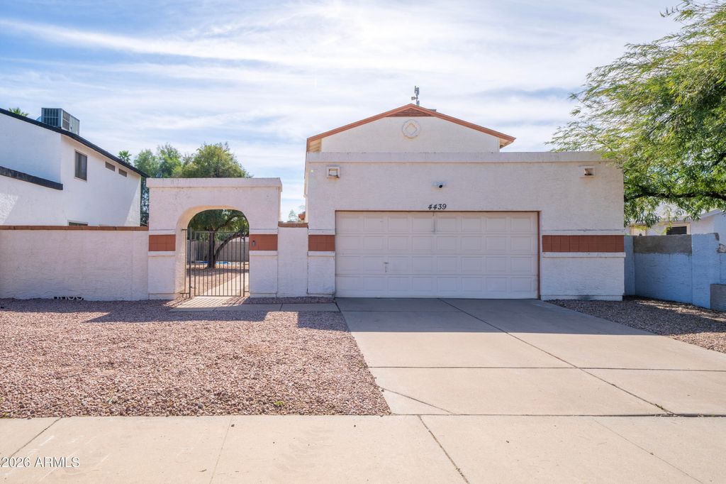 Photo of 4439 W Westcott Drive, Glendale, AZ 85308 (MLS # 6994535)