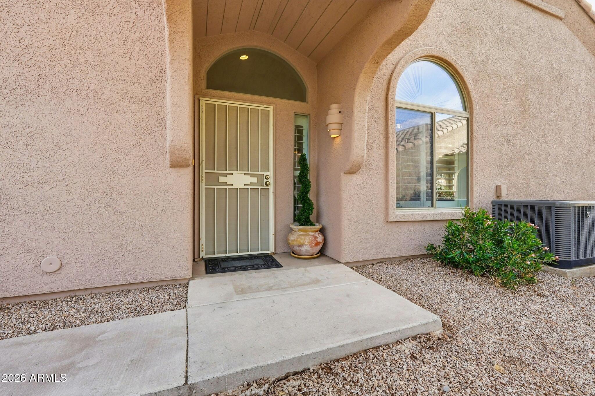 4202 E BROADWAY Road 95