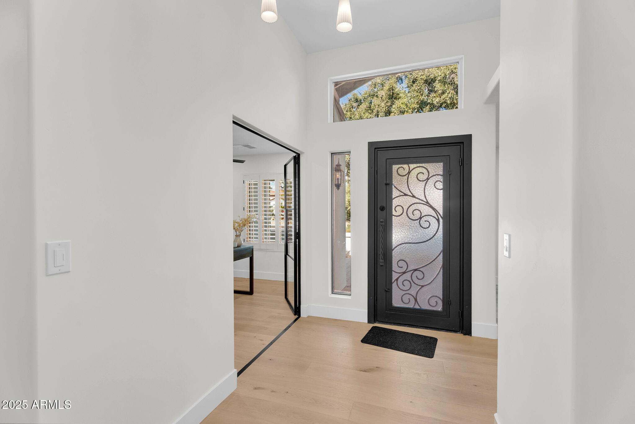 7655 E WINDROSE Drive