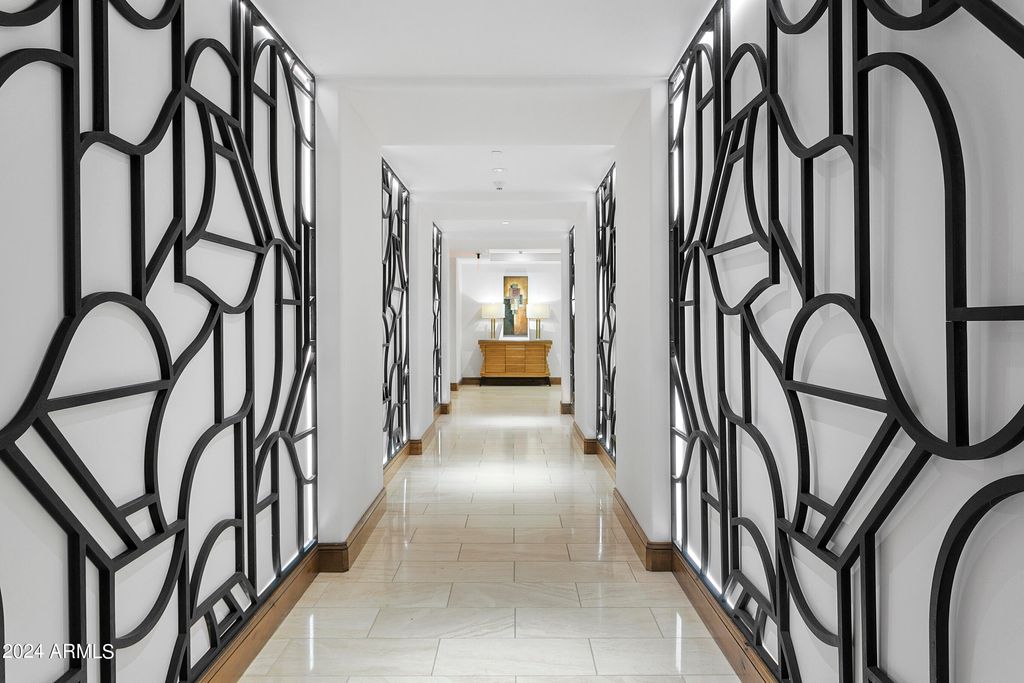 Photo of 7175 E Camelback Road #202, Scottsdale, AZ 85251 (MLS # 6996822)