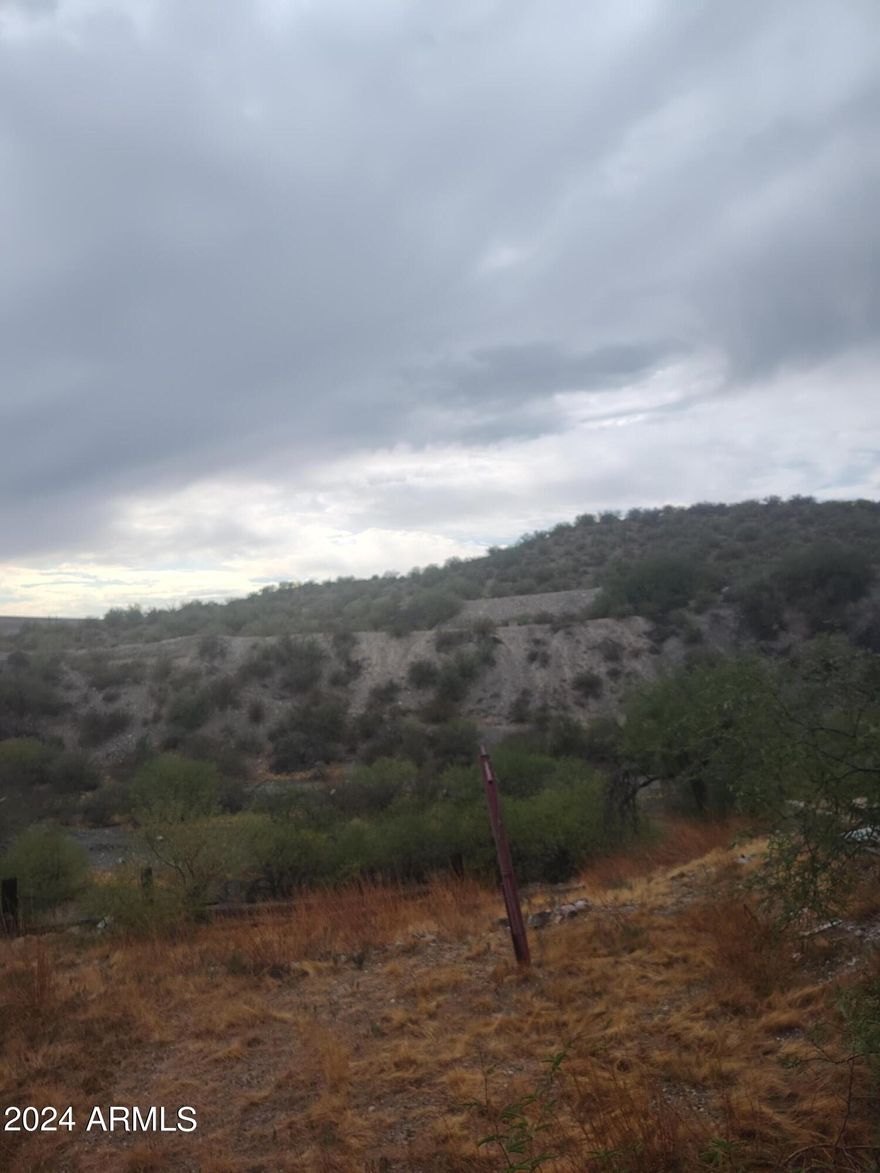 These two lots are being sold as one! So come build your dream house and please include the additional parcel 301-68-1140.