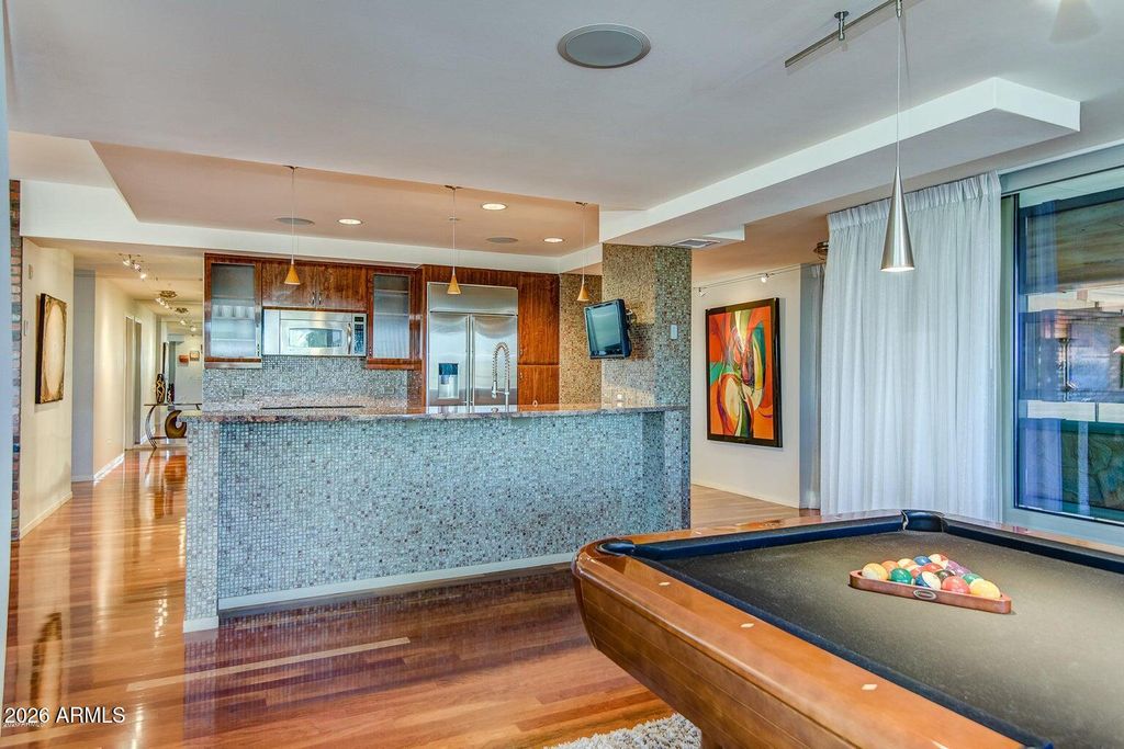 Photo of 7157 E Rancho Vista Drive #4006, Scottsdale, AZ 85251 (MLS # 6999451)