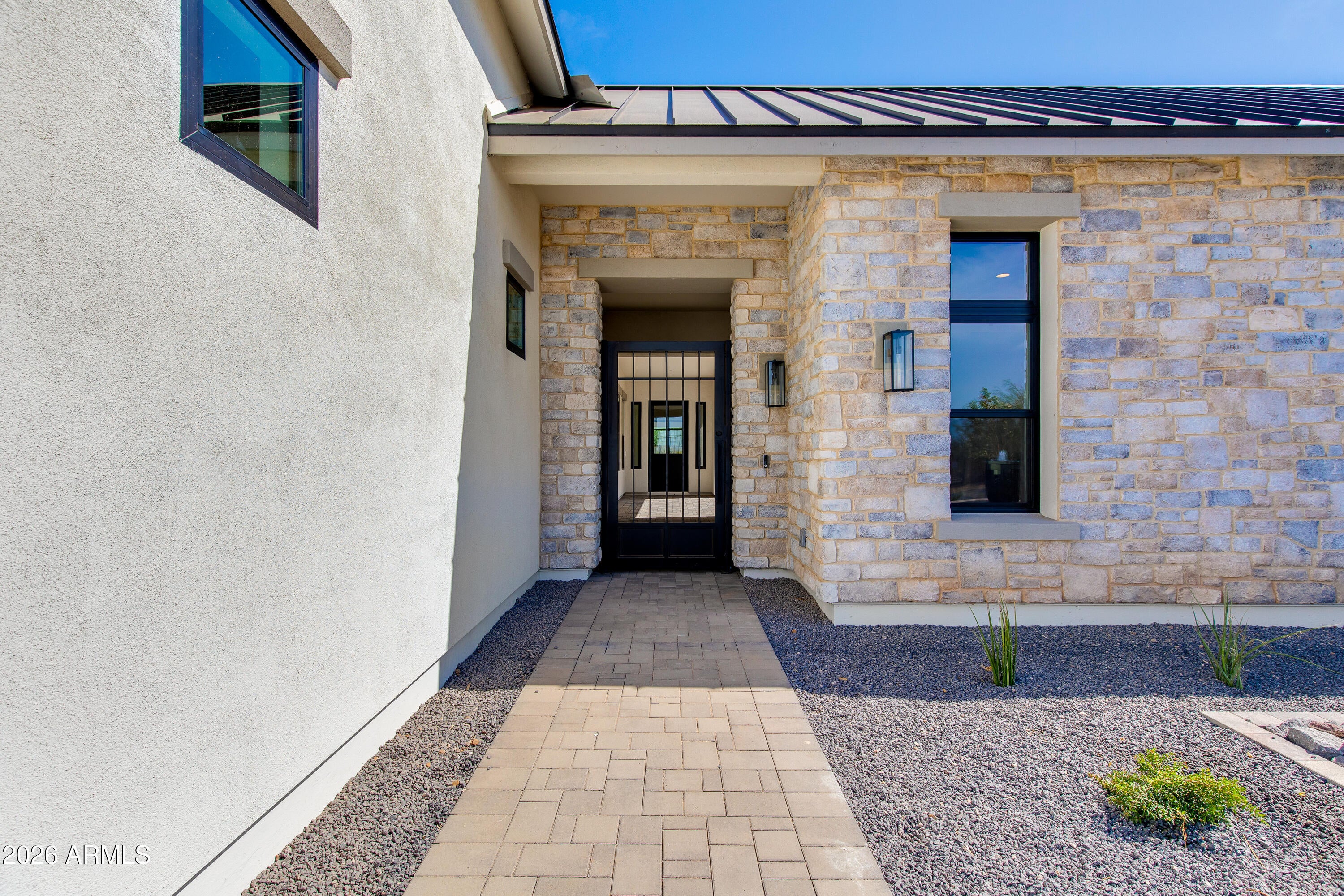 4041 E MOUNTAIN VIEW Road