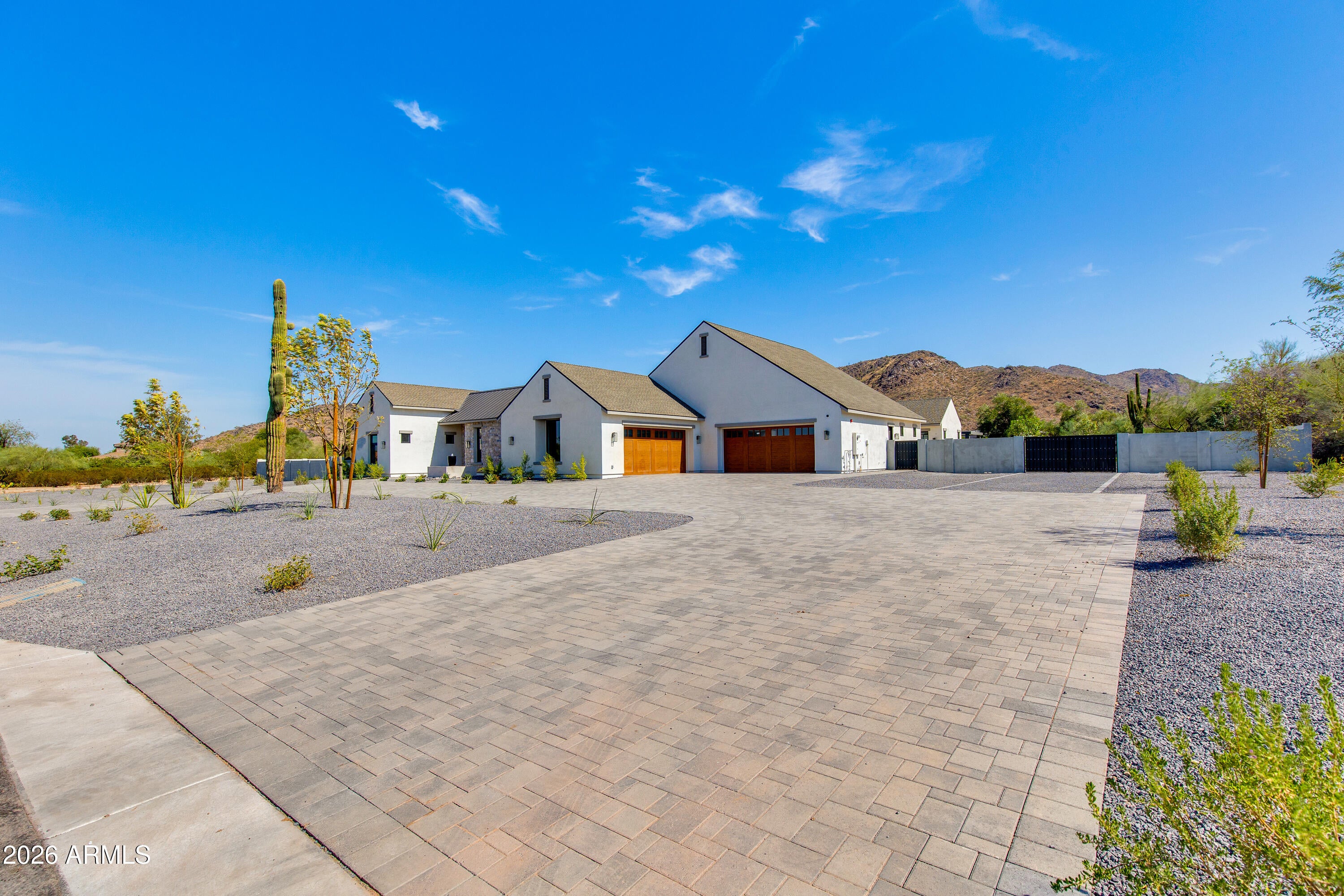 4041 E MOUNTAIN VIEW Road