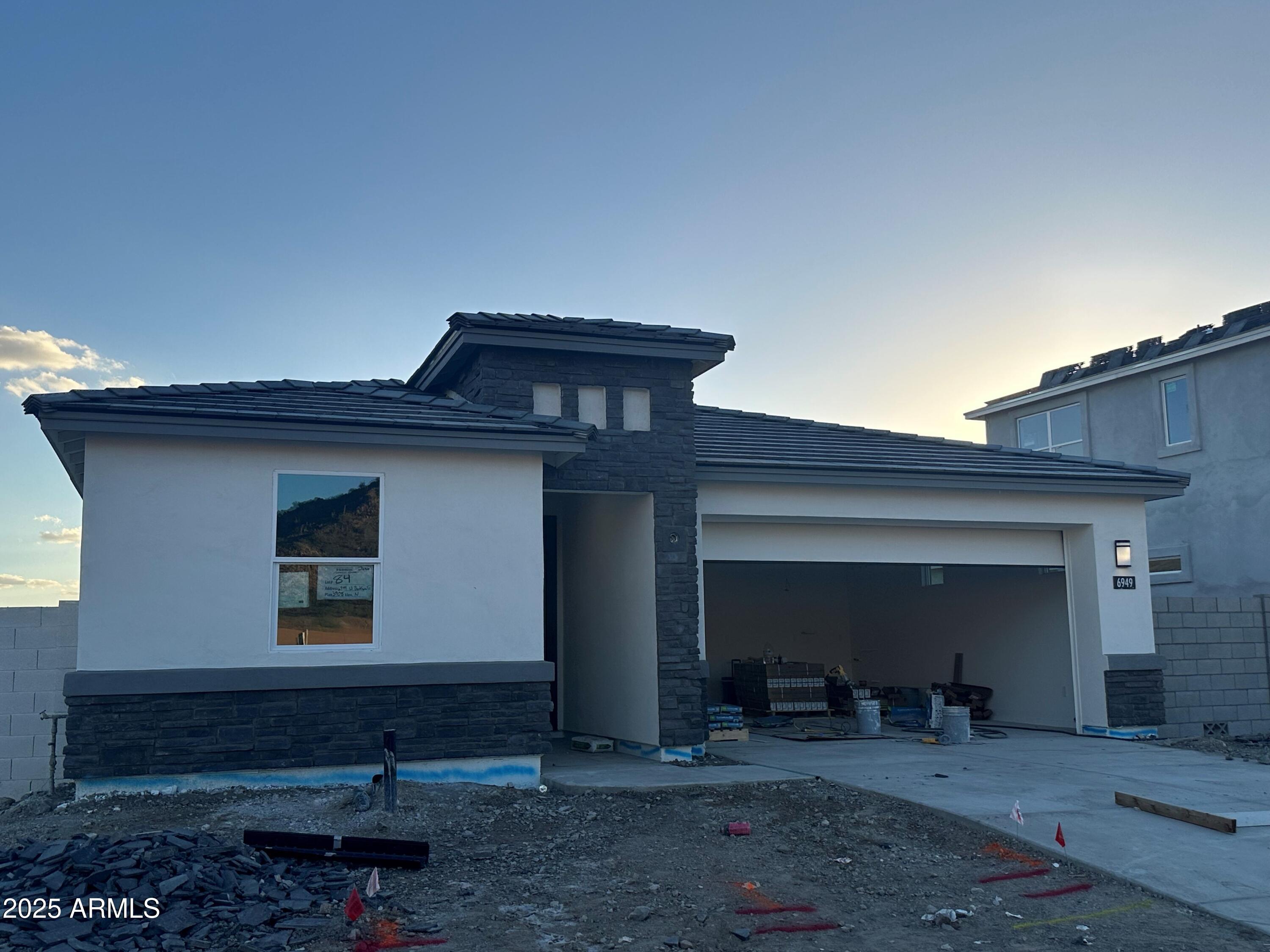 6949 W BUCKHORN Trail