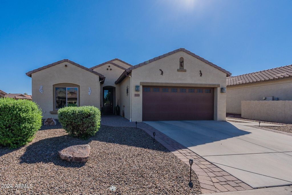 Photo of 5025 W Buckskin Drive, Eloy, AZ 85131 (MLS # 6915999)