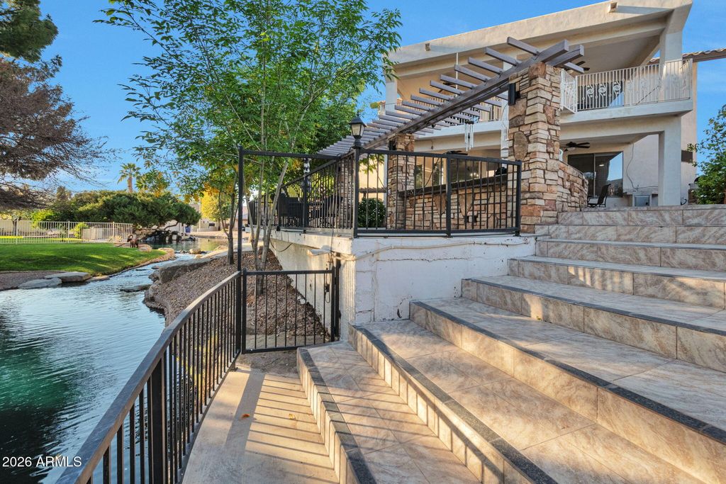 Photo of 155 N Brookside Street, Chandler, AZ 85225 (MLS # 6980542)