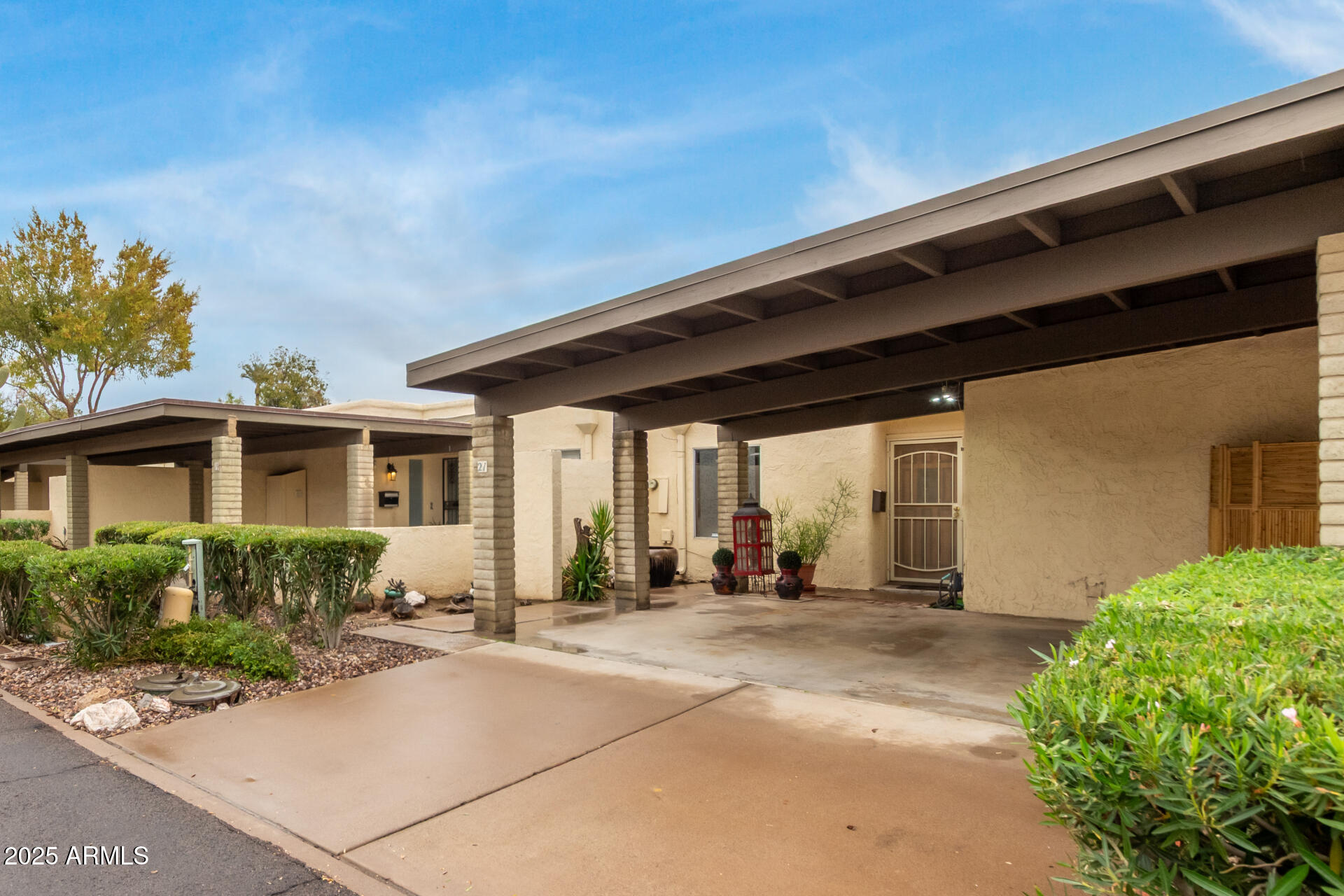 21 W Casa Hermosa Drive