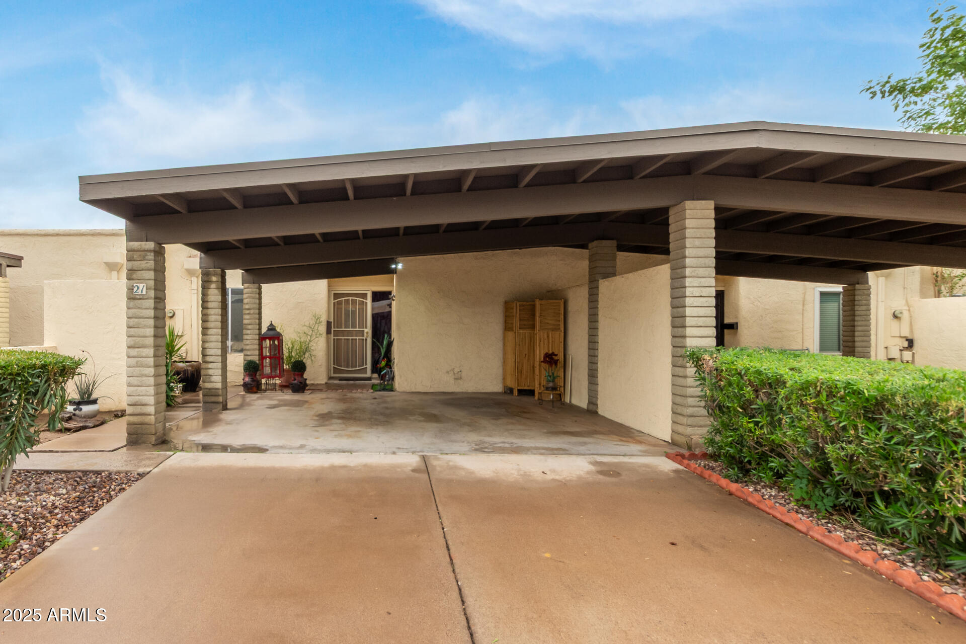 21 W Casa Hermosa Drive