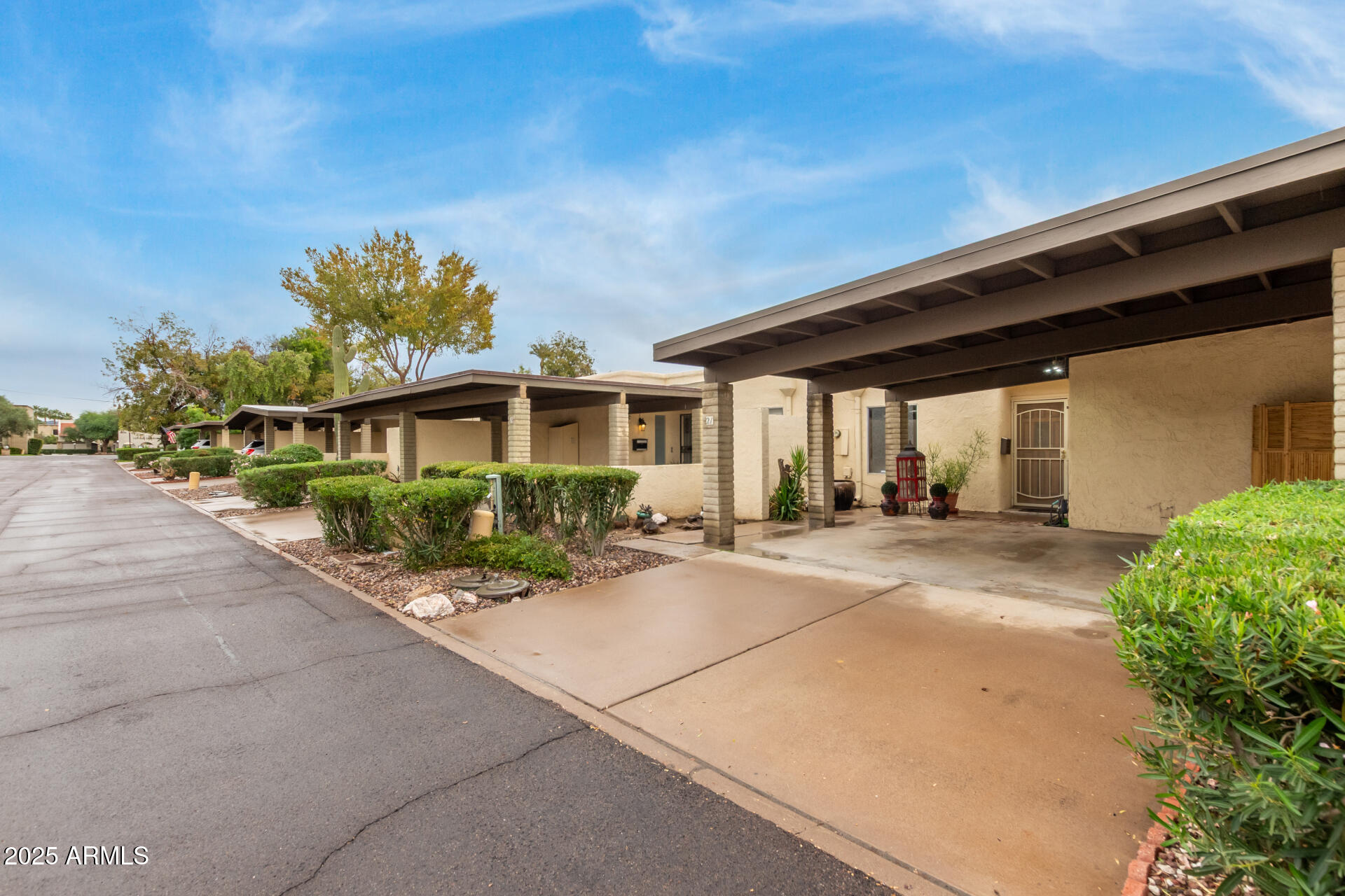 21 W Casa Hermosa Drive