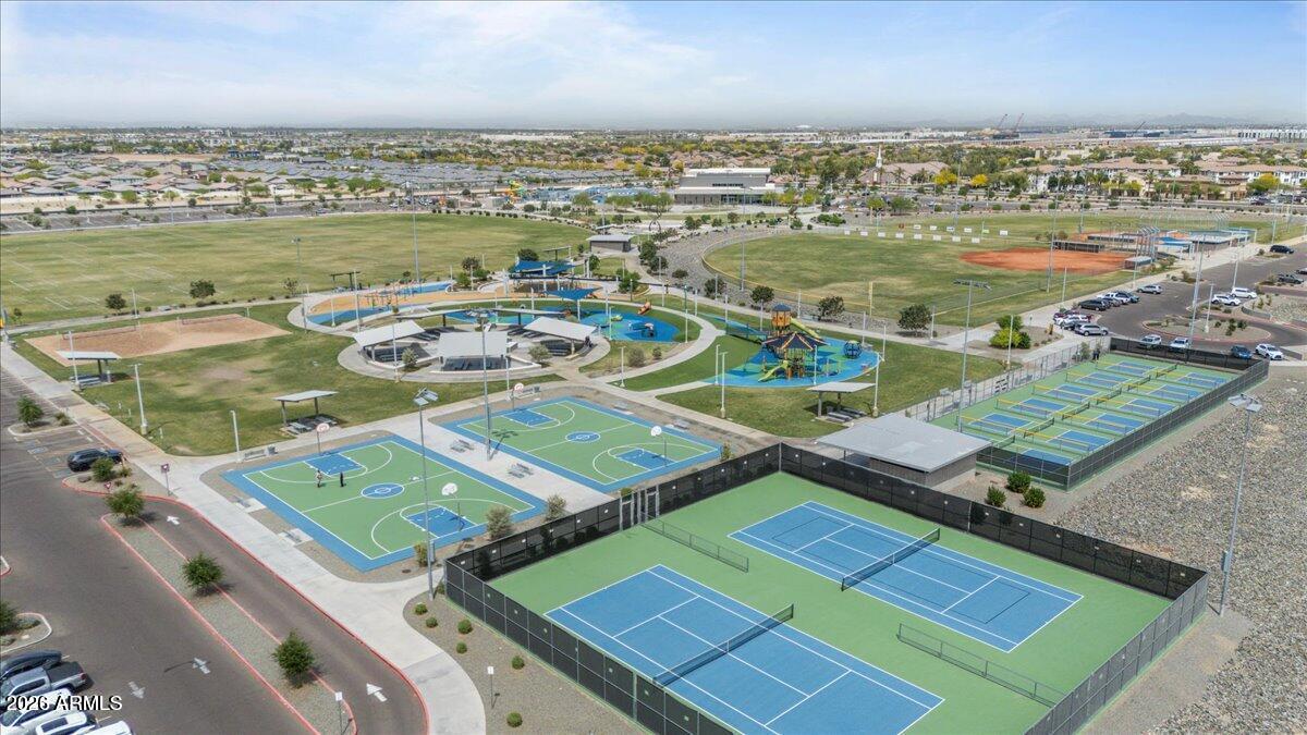 LOT 44 CANYON TRAILS COURTHOMES CONDOMINIUM MCR 092426 - Residential