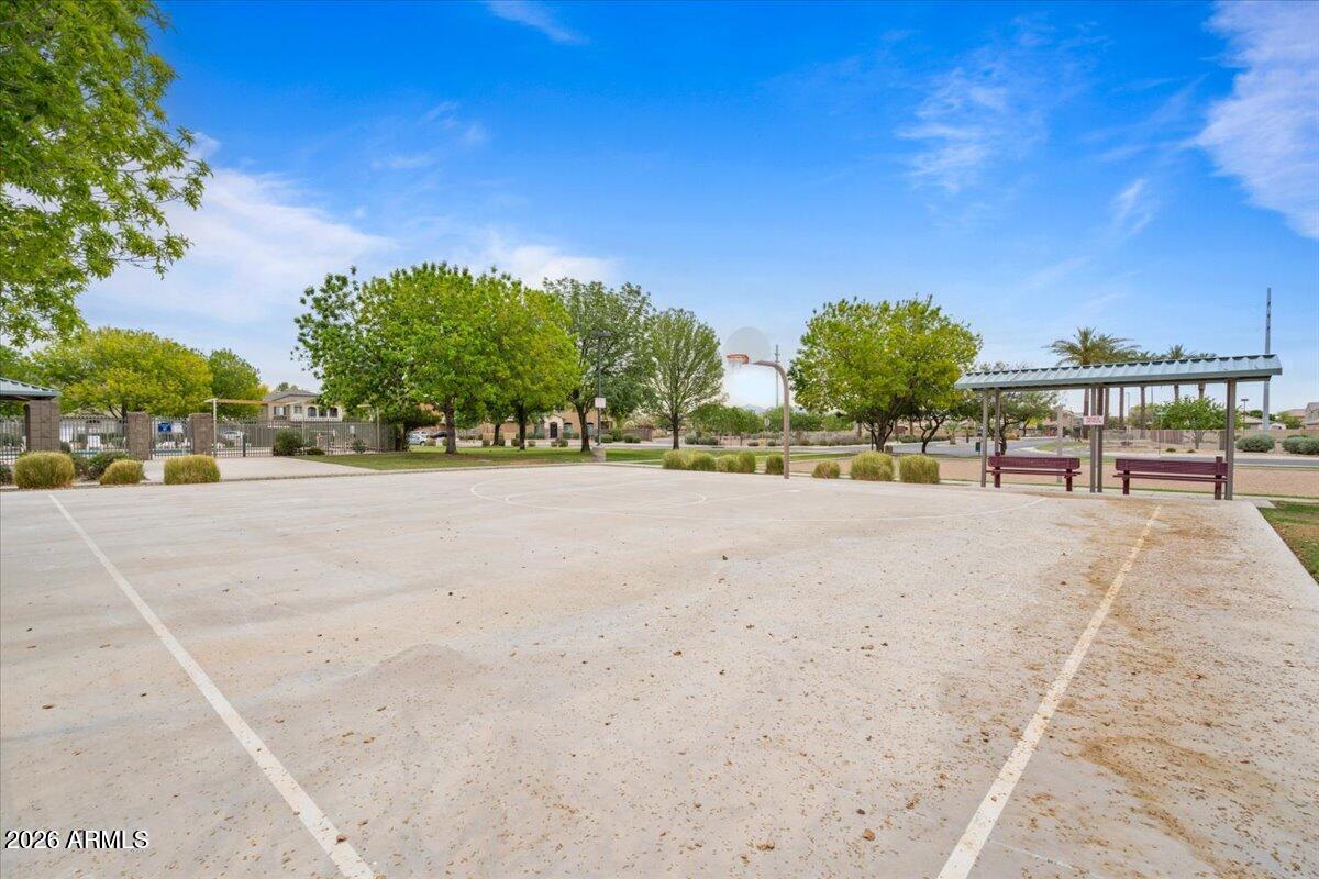 LOT 44 CANYON TRAILS COURTHOMES CONDOMINIUM MCR 092426 - Residential