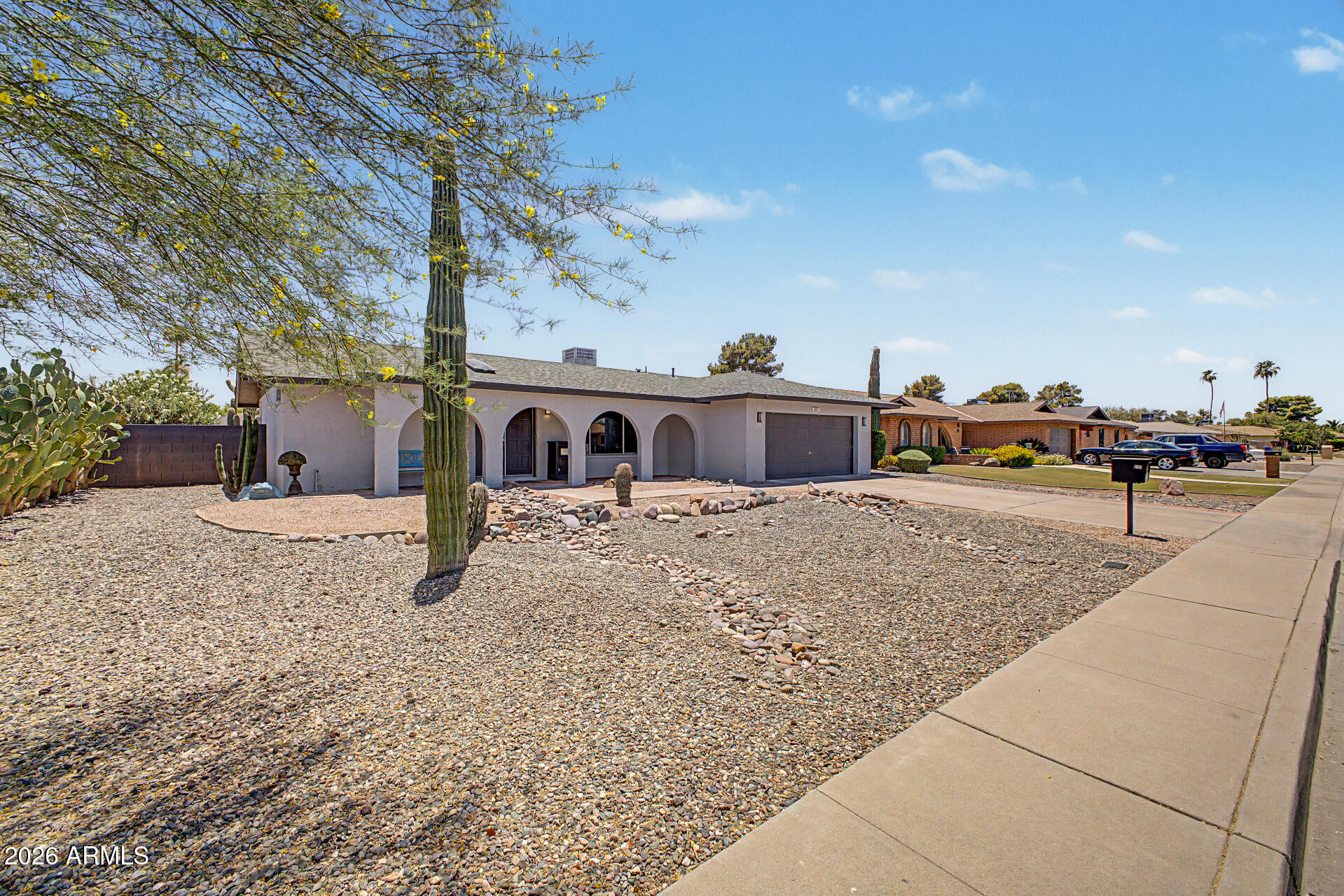 1139 E WATSON Drive