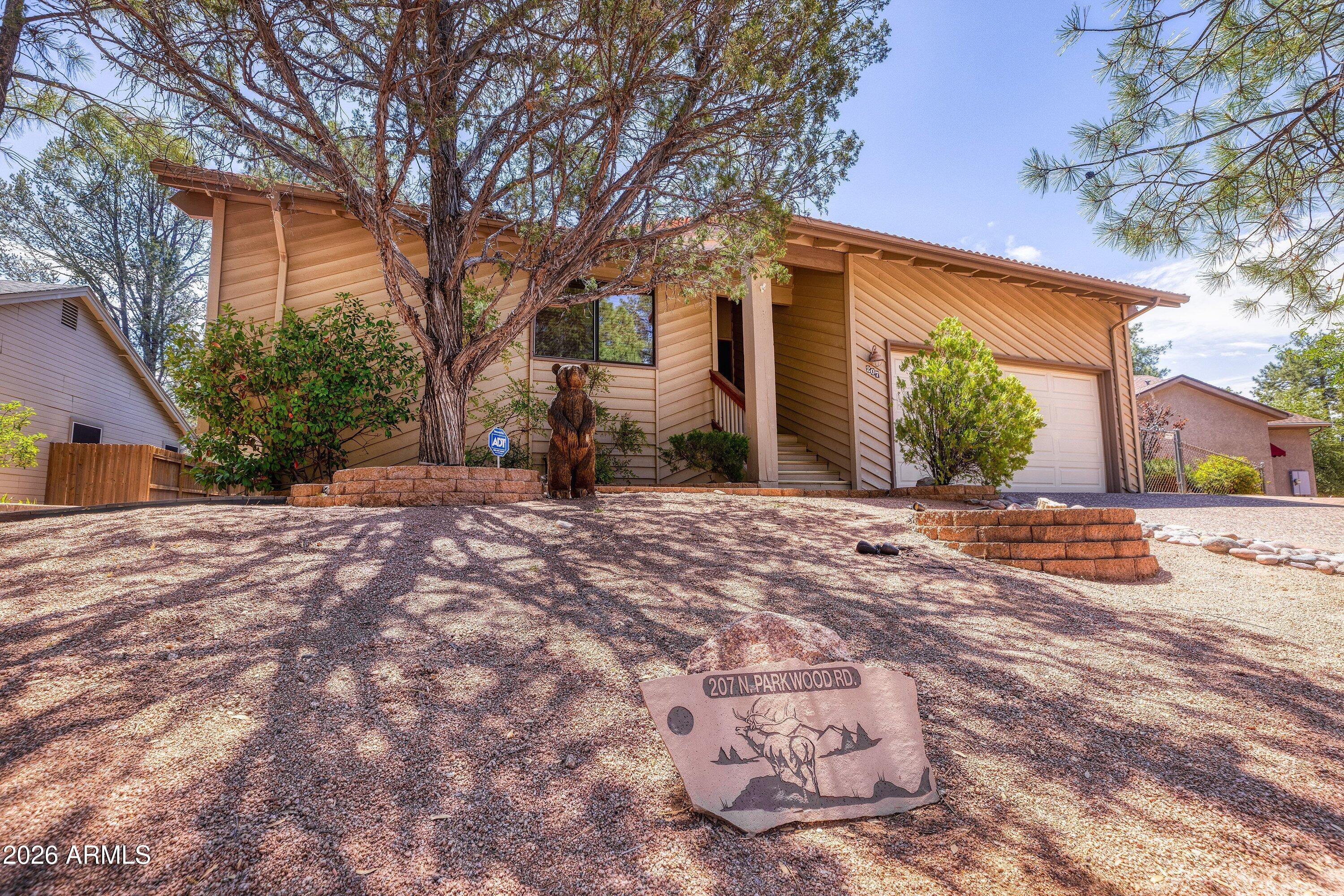 207 N Parkwood Road