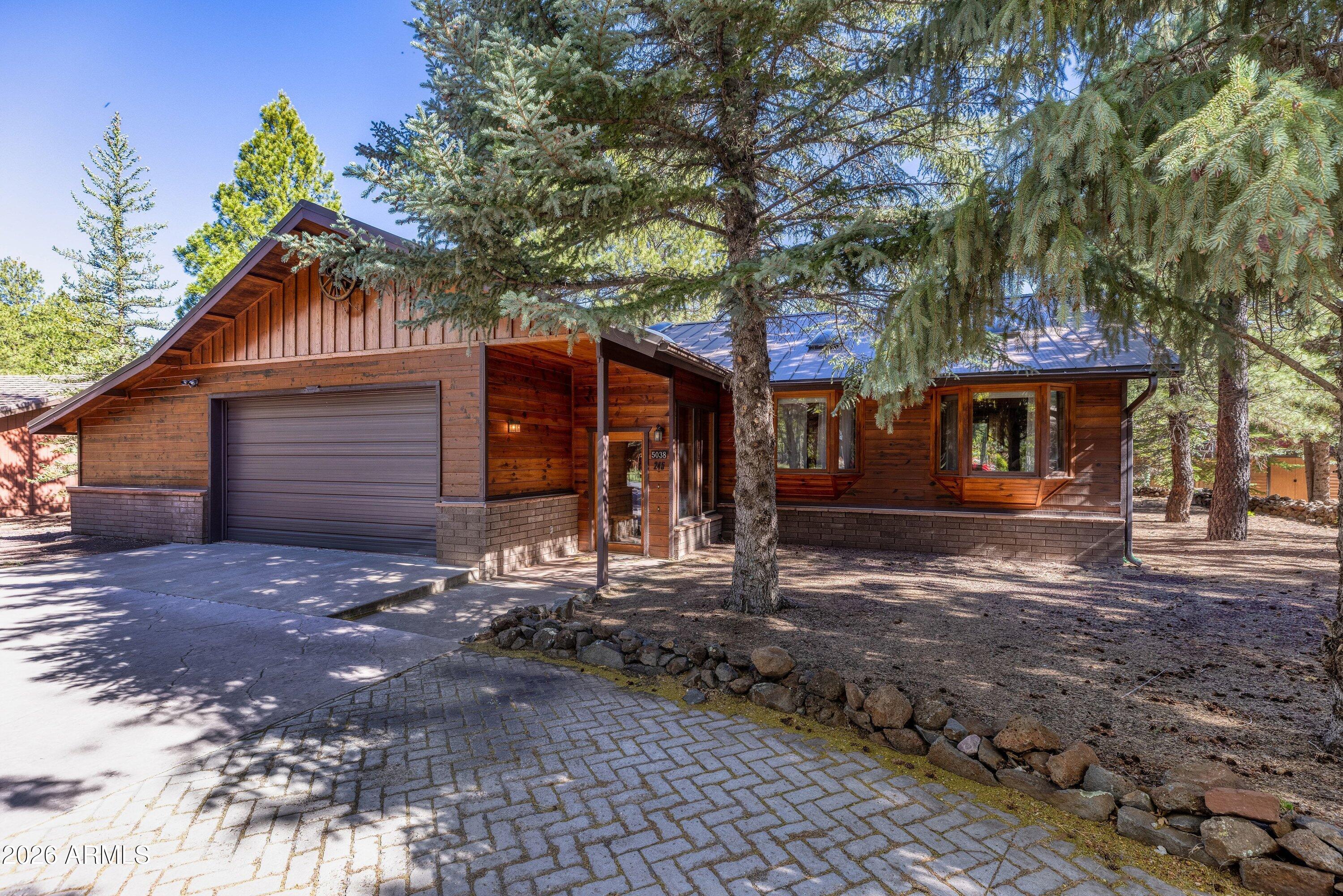 5038 SWEEPING VISTA Drive