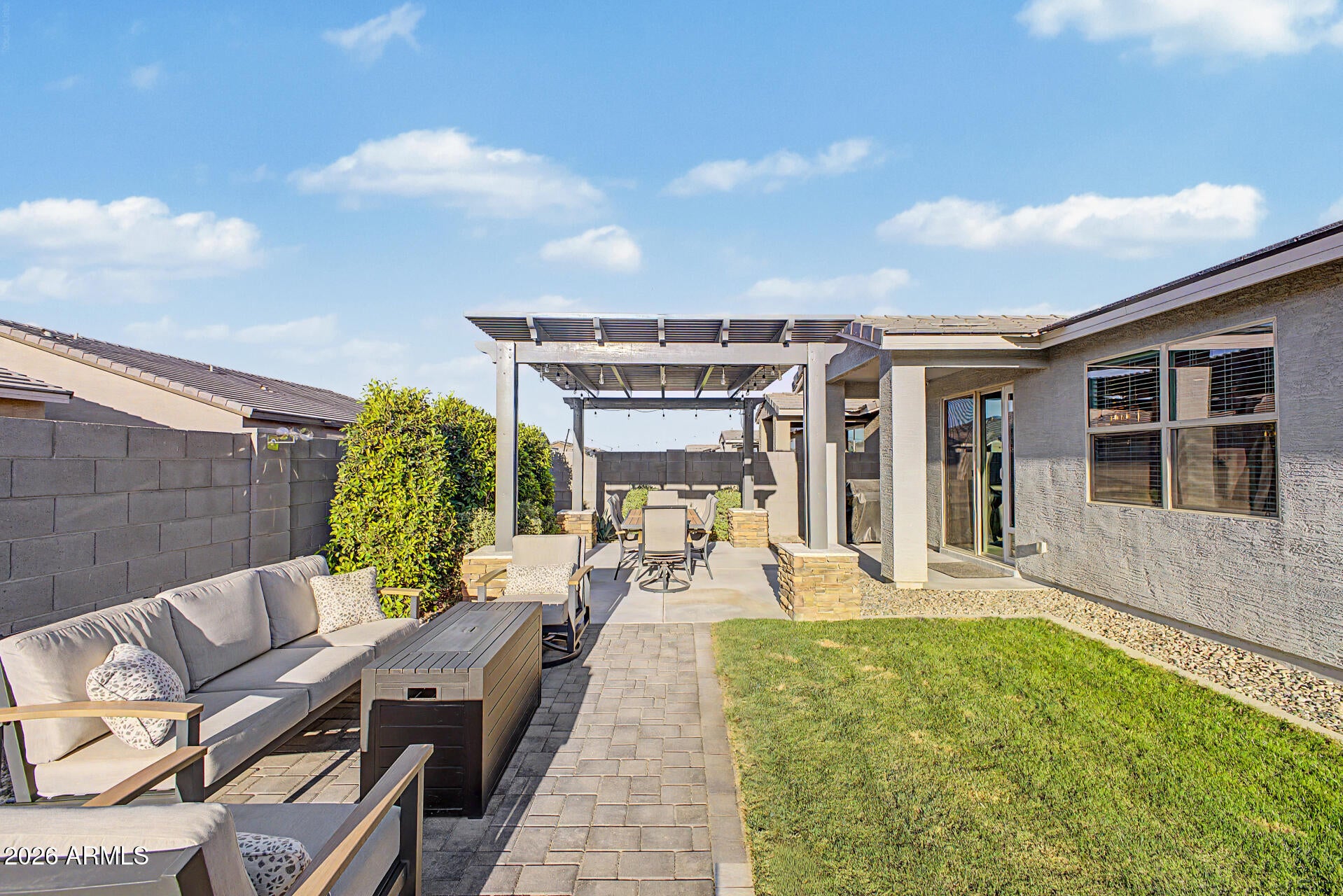 8812 W AGORA Lane